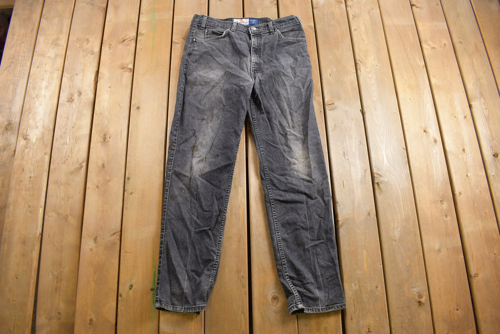 Vintage 1990s Levi's 546 Brown Tab Relaxed Fit Jeans Size 35 x 30