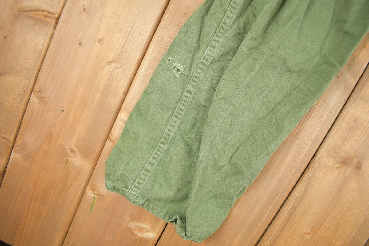 Vintage 1970s OG 107 Green Khaki Army Pants Size 28 x 30