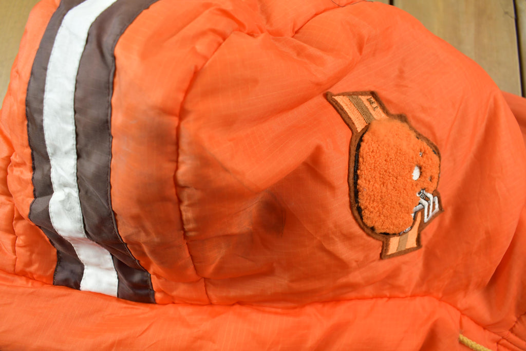Vintage 1990s Cleveland Browns NFL Game Day Embroidered Windbreaker