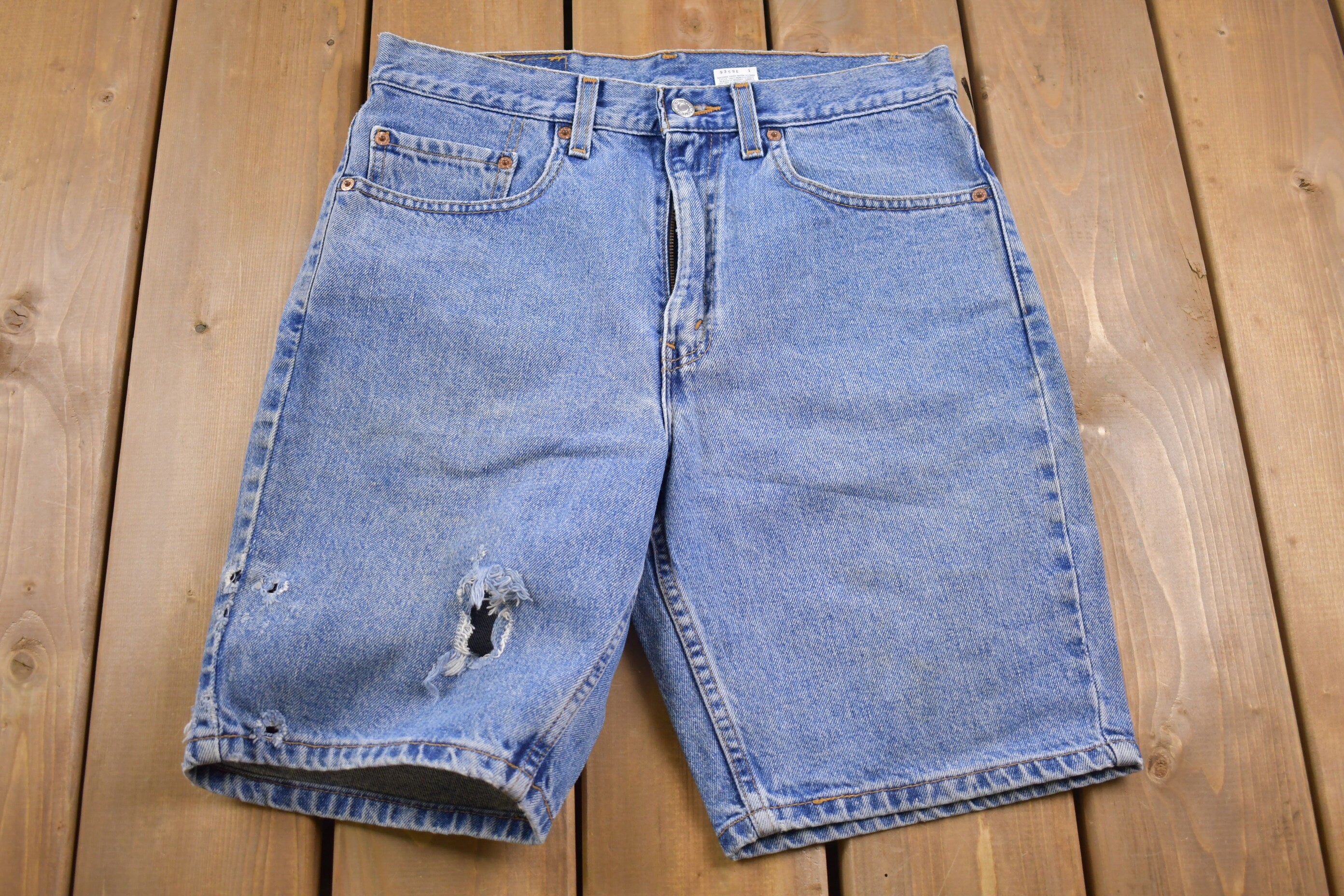 Vintage 1990s Levi's 505 Red Tab Jean Shorts