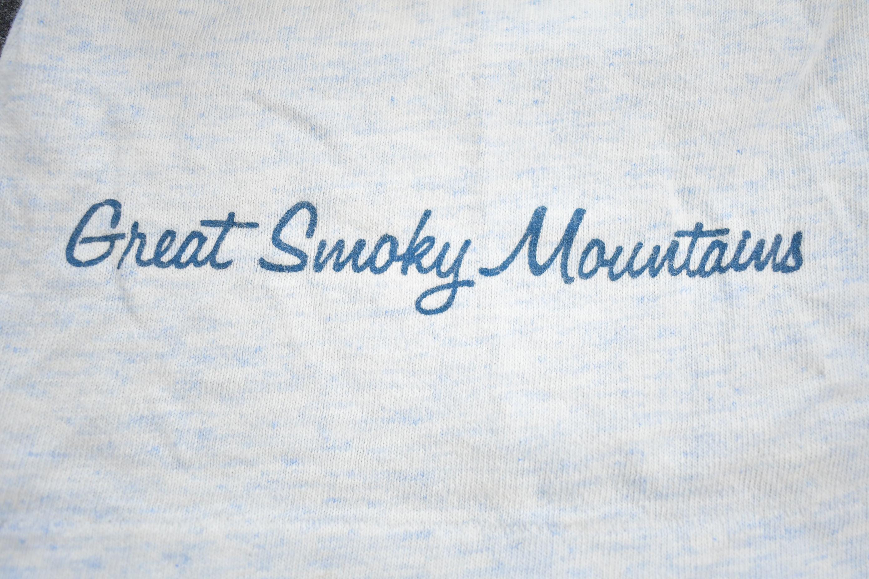 Vintage 1996 Black Bear Great Smokey Mountains Wrap Around Graphic T-Shirt