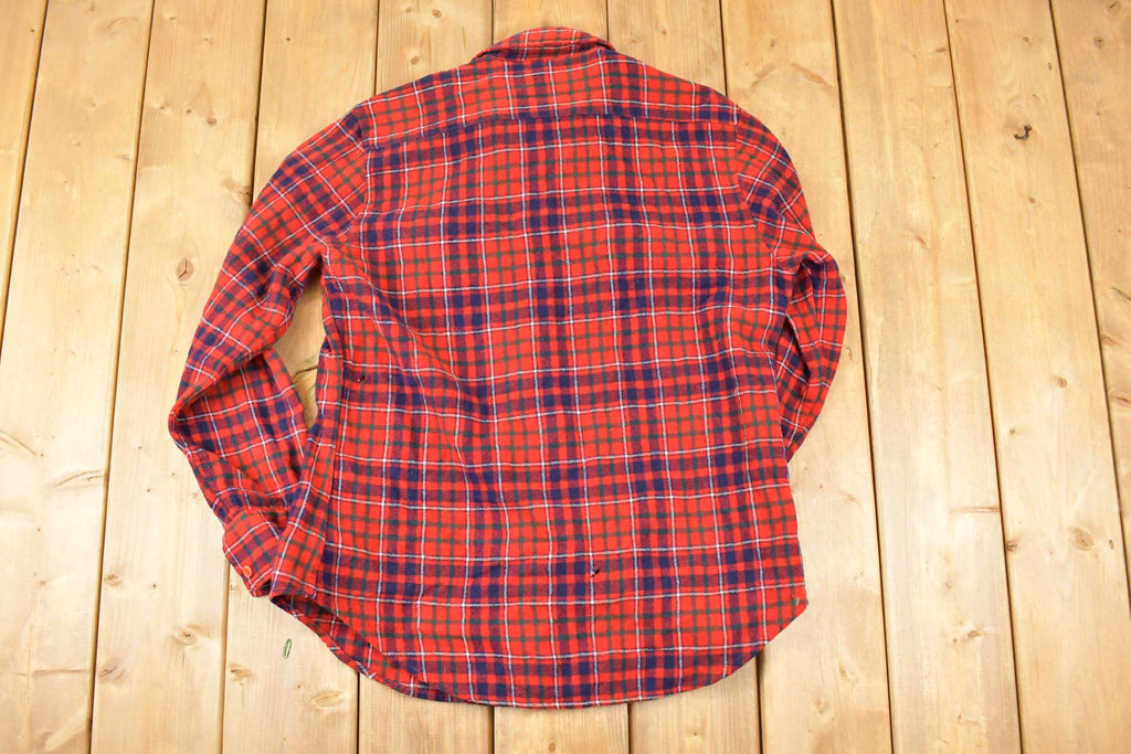 Vintage 1980s HW Virgin Wool Classic Plaid Flannel Button Up Shirt Men's M