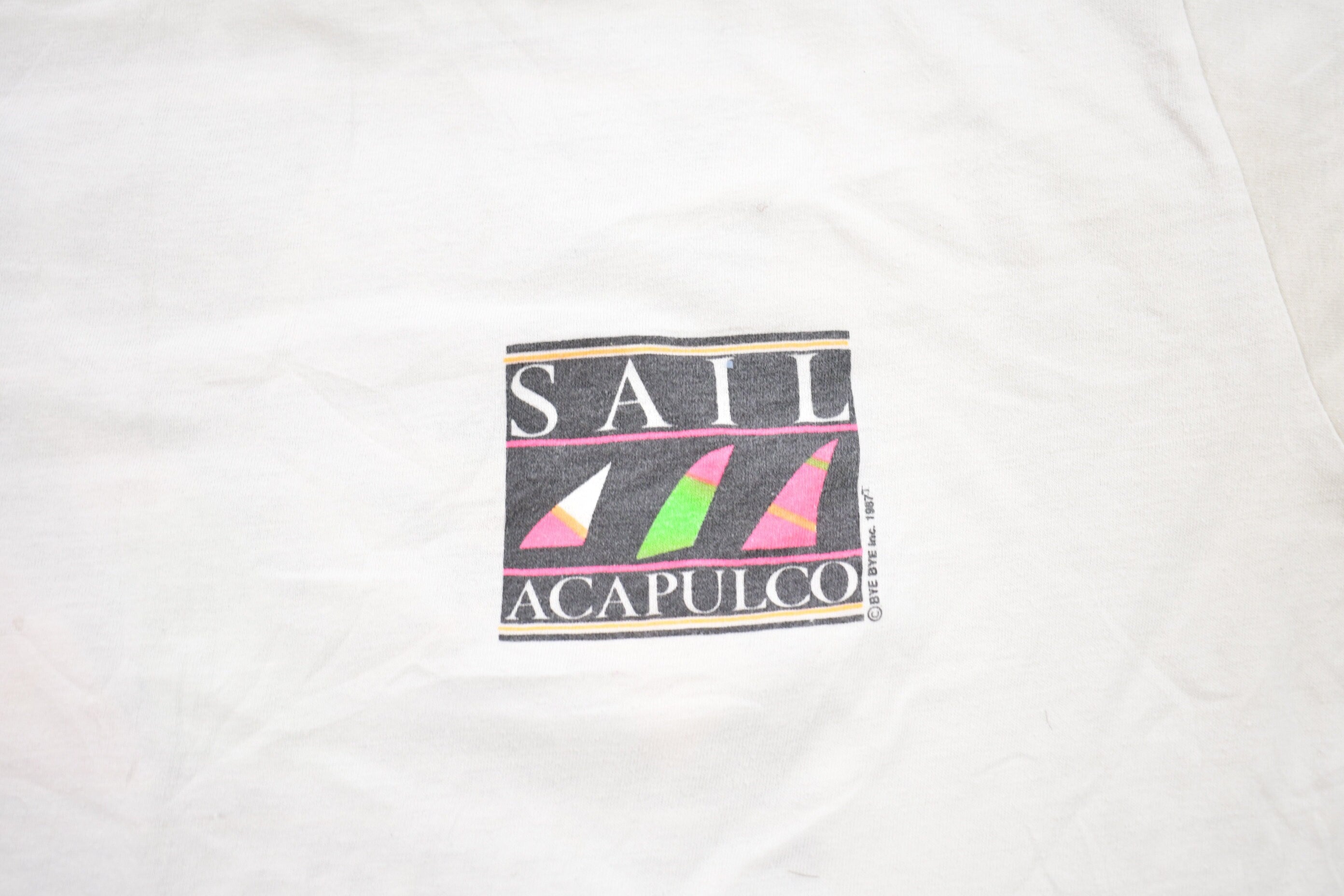 Vintage 1987 Sail Acapulco Graphic T-Shirt