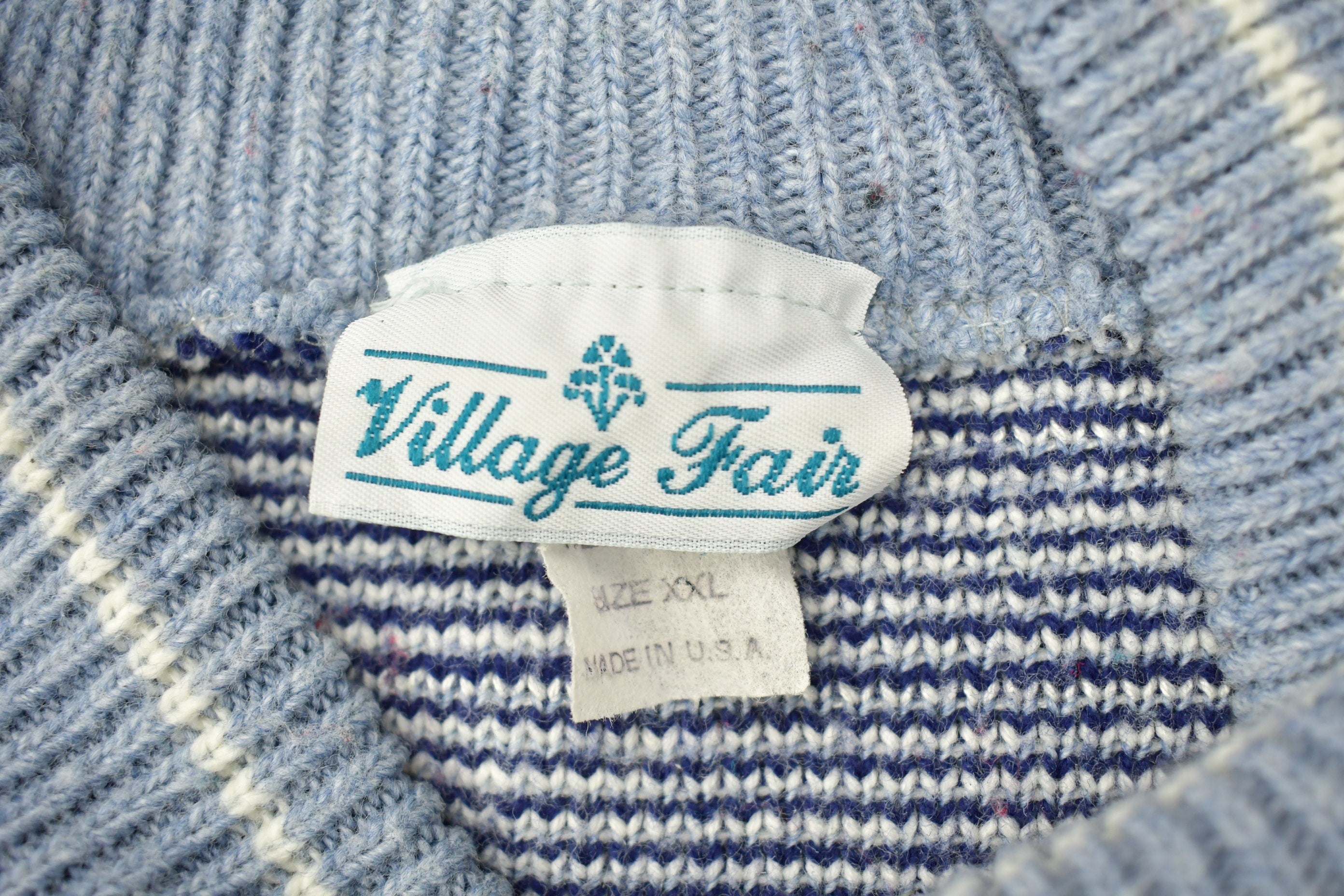 Vintage 1990s Village Fair Floral Theme Knit Mockneck Sweatshirt