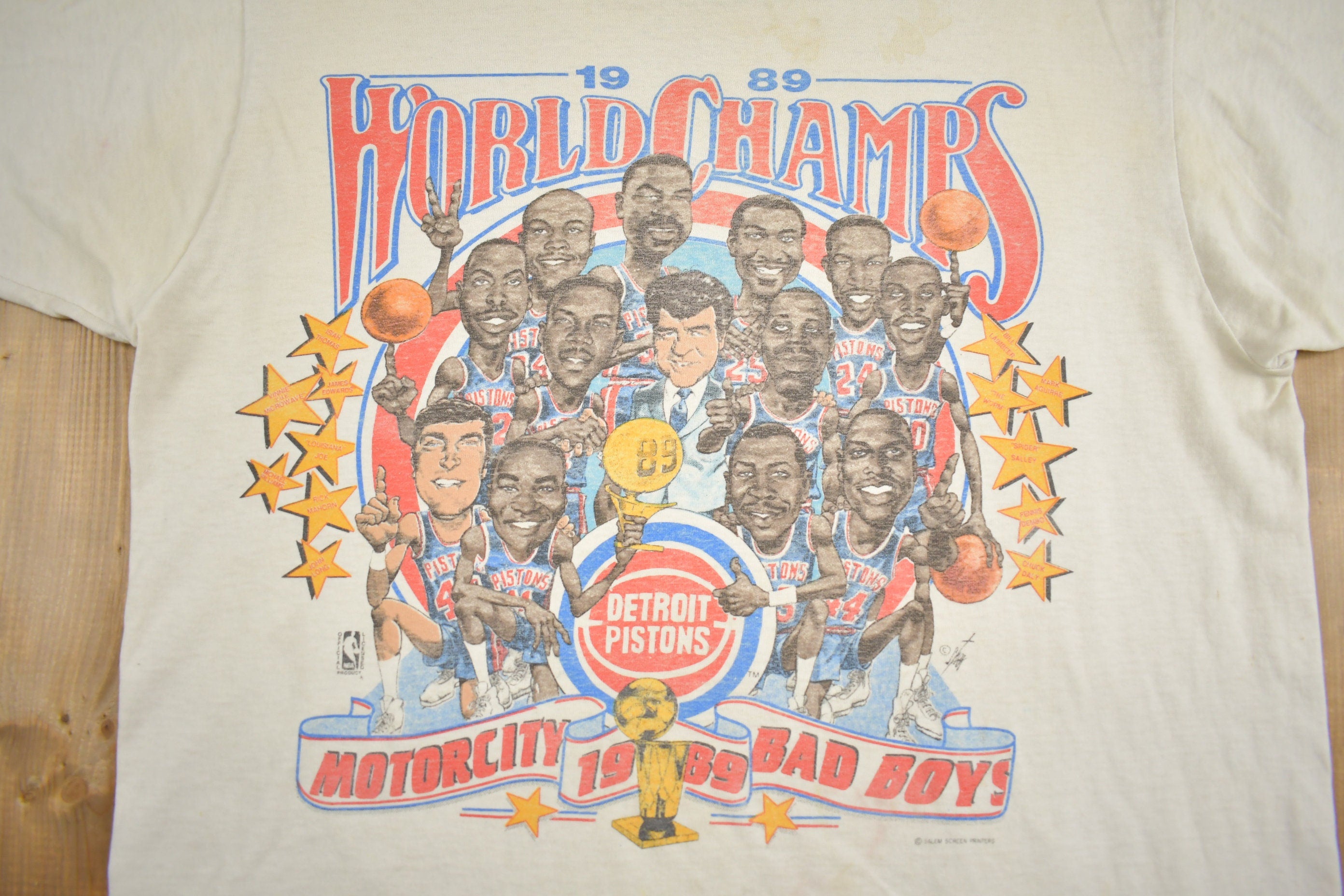 Vintage 1989 Detroit Pistons NBA World Champs Graphic T-Shirt