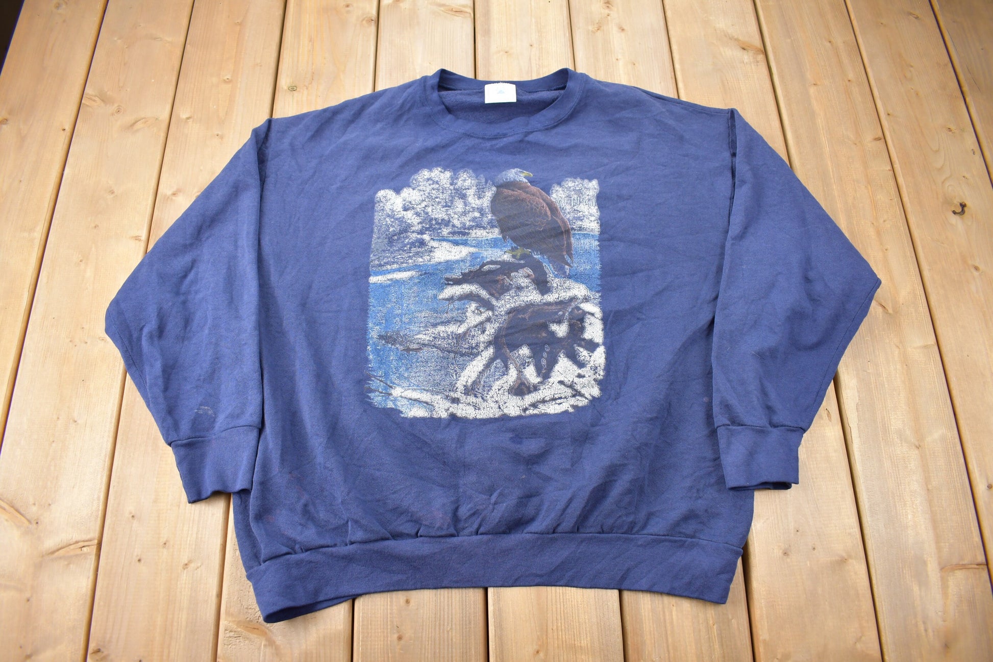 Vintage 1990s American Wilderness Bald Eagle Graphic Crewneck Sweatshirt