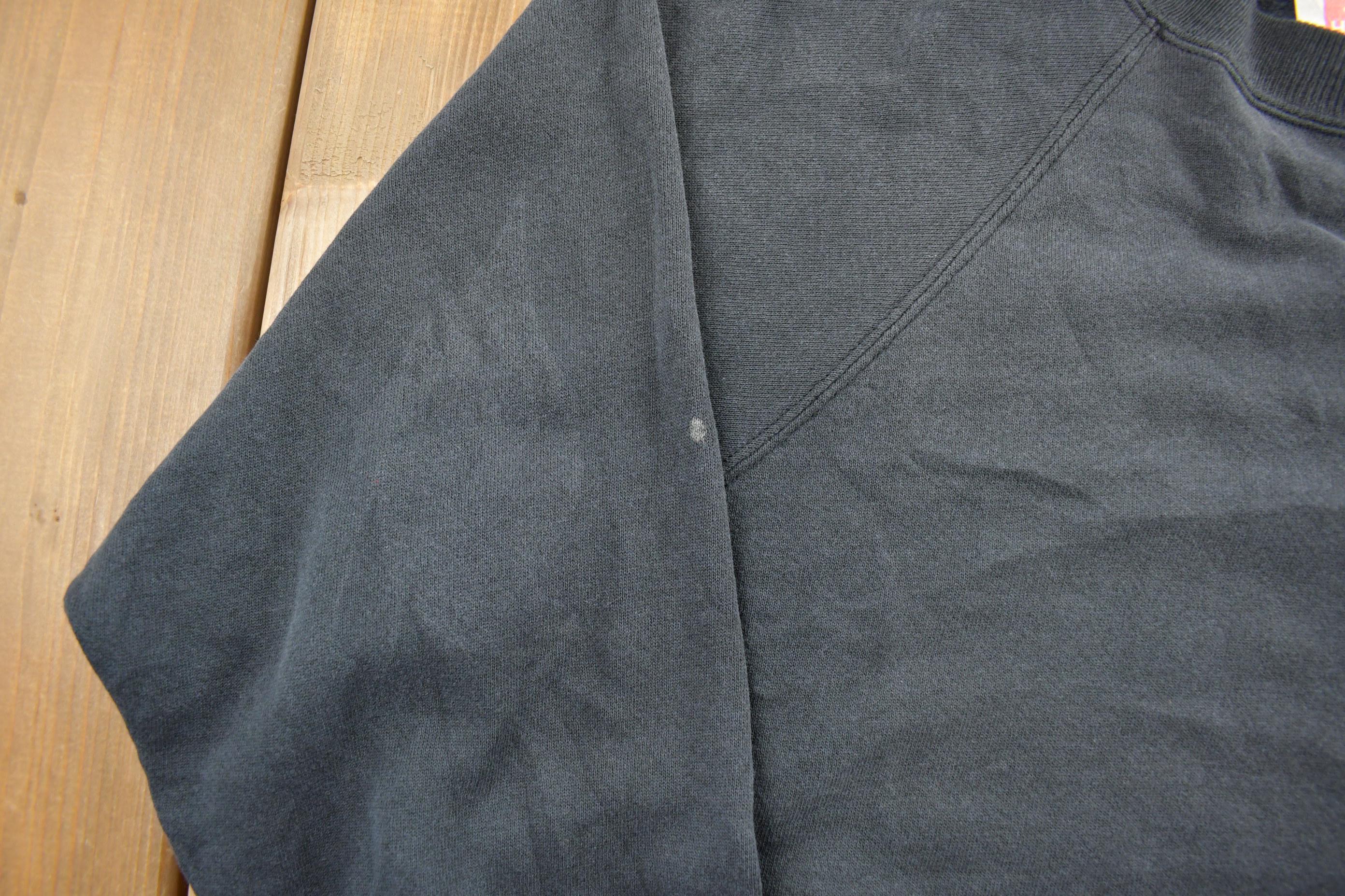 Vintage 1990s Black Hanes Crewneck Sweatshirt
