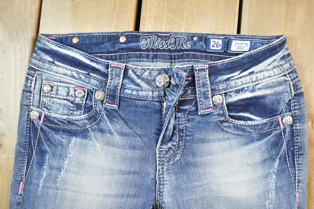 Vintage Y2K Miss Me Bedazzled Low Rise Jeans Size 26x31