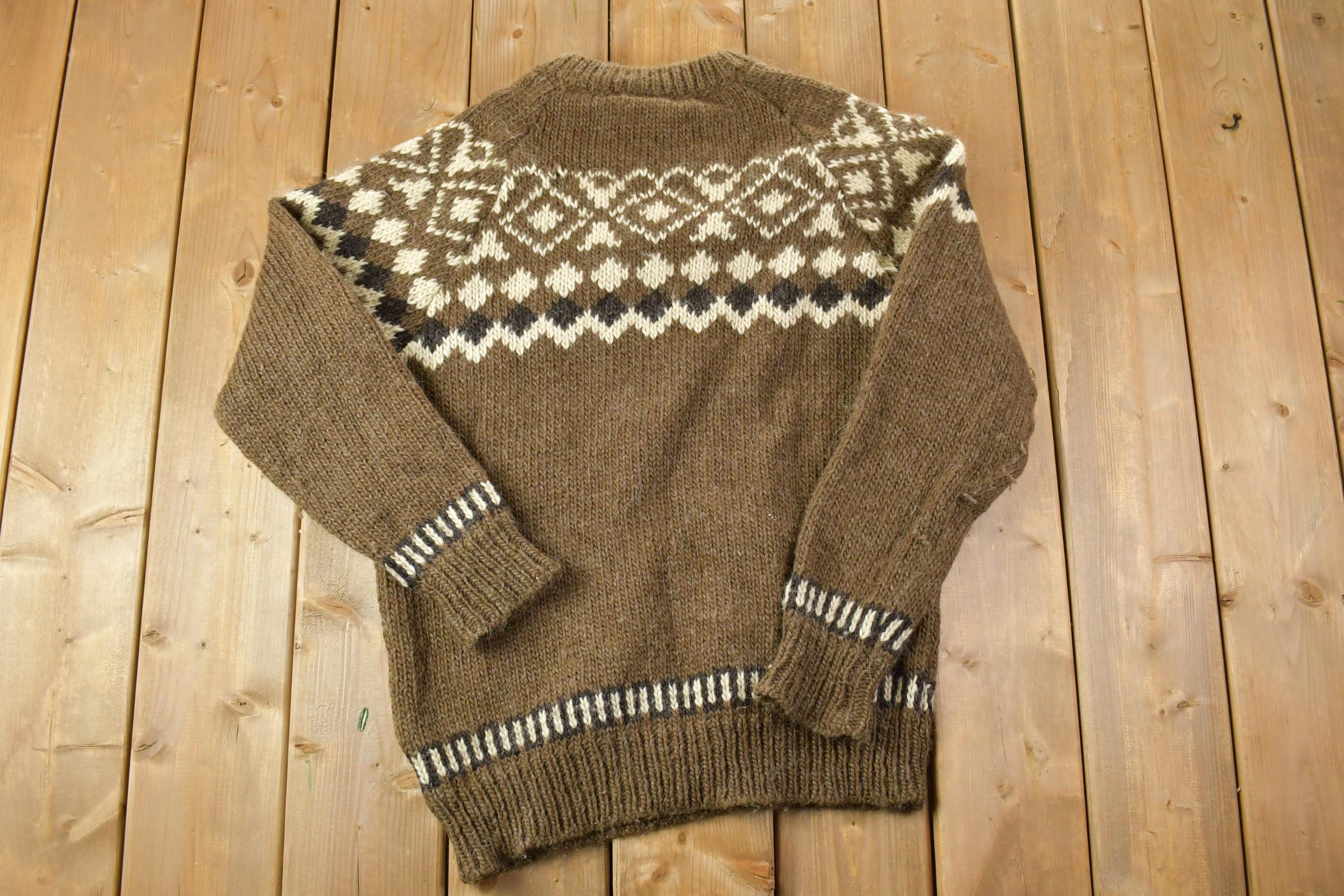 Vintage 1990s Gaeltarra Loomed In County Mayo Ireland 100% Wool Knit Crewneck Sweater