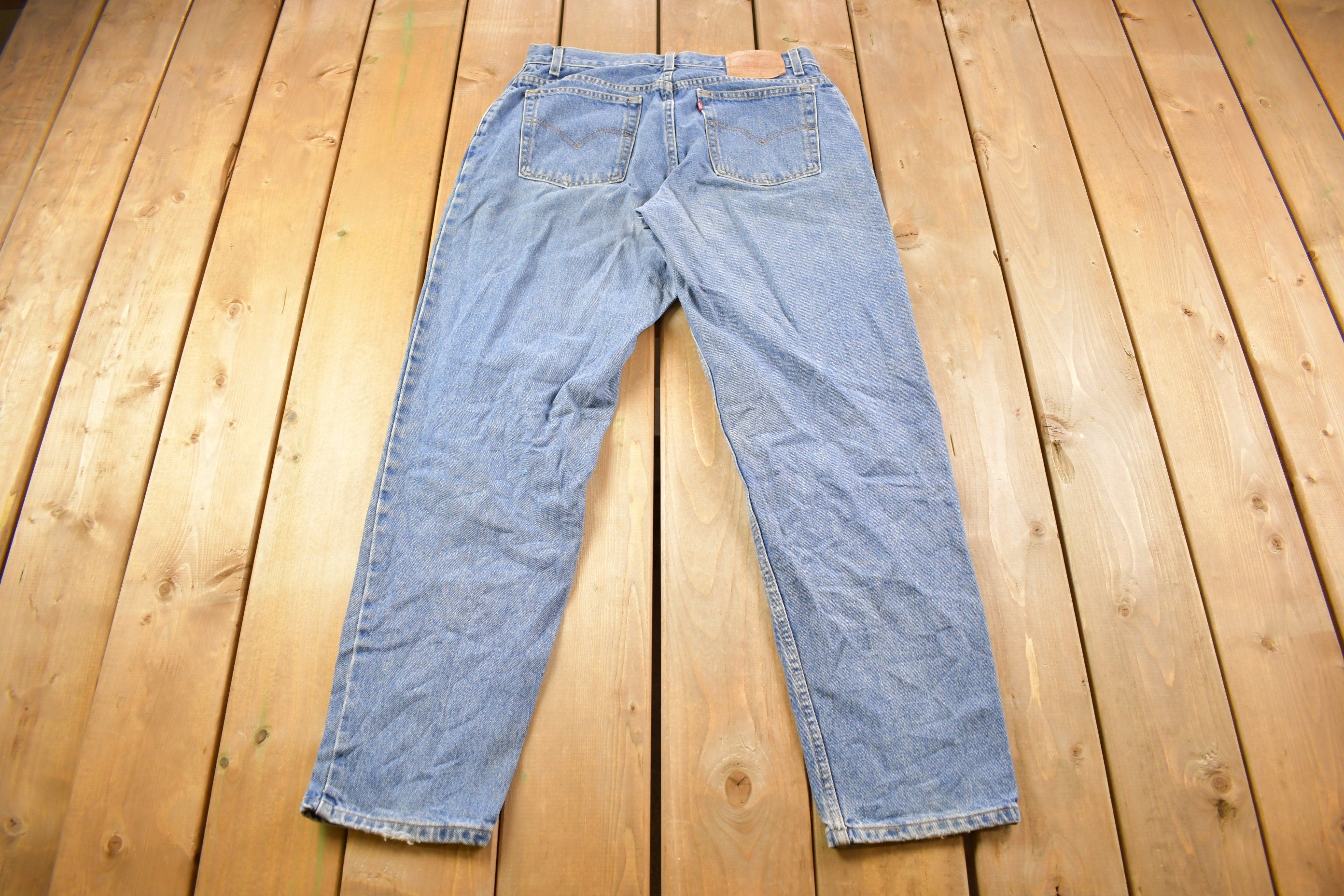 Vintage 1990s Levi's 550 Medium Wash Women's Jeans Size 32 x 30
