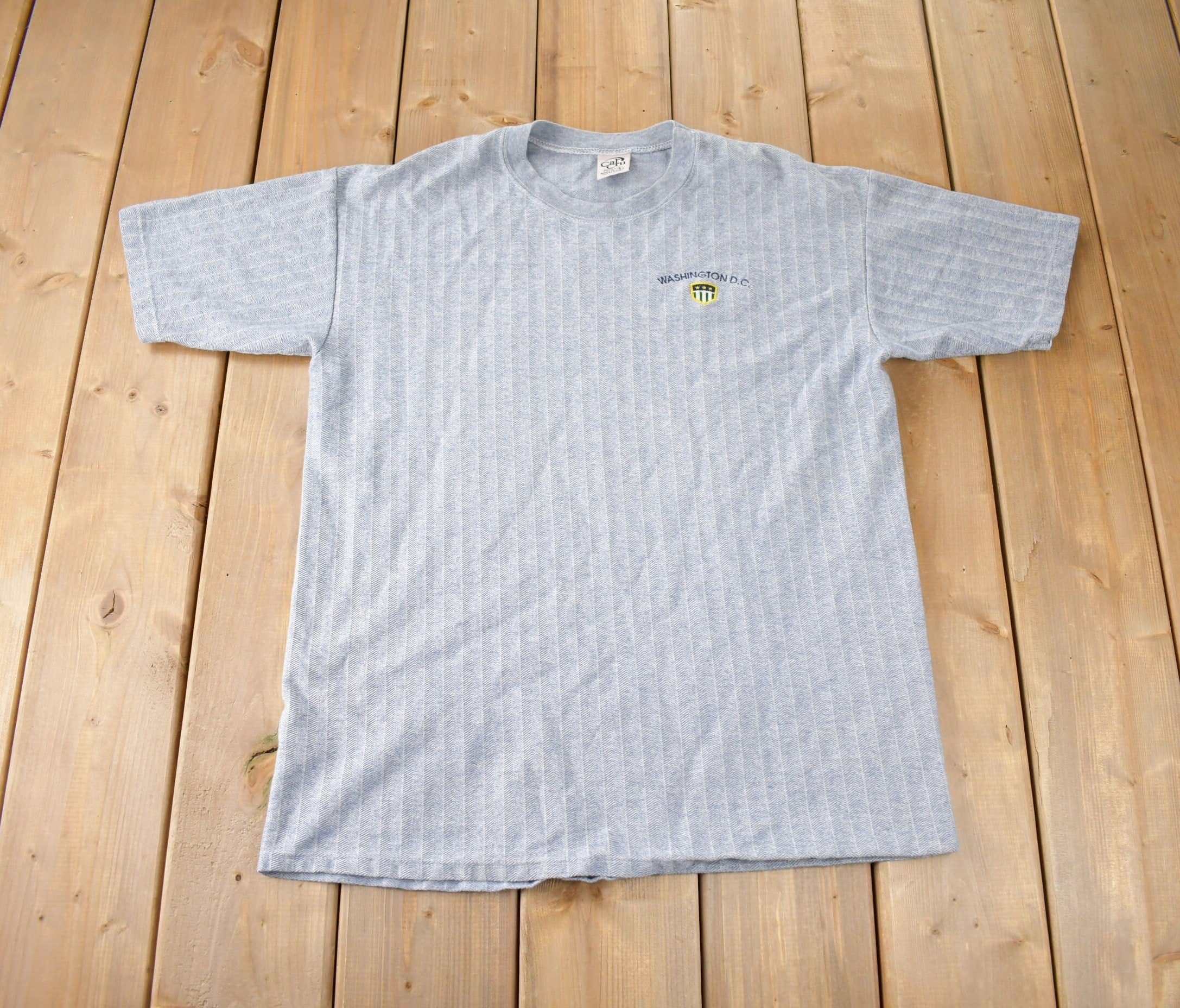 Vintage 1980s Washington DC Pattern Embroidered Souvenir Travel T Shirt Made In USA