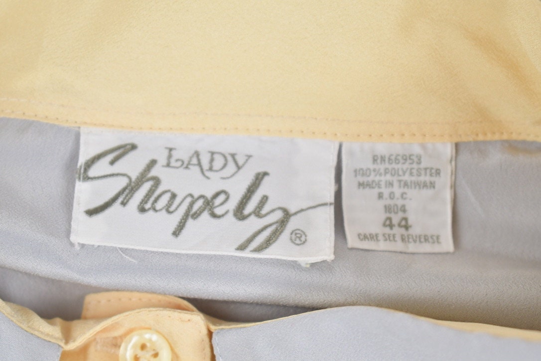 Vintage 1980s Lady Shapely Button Up Shirt