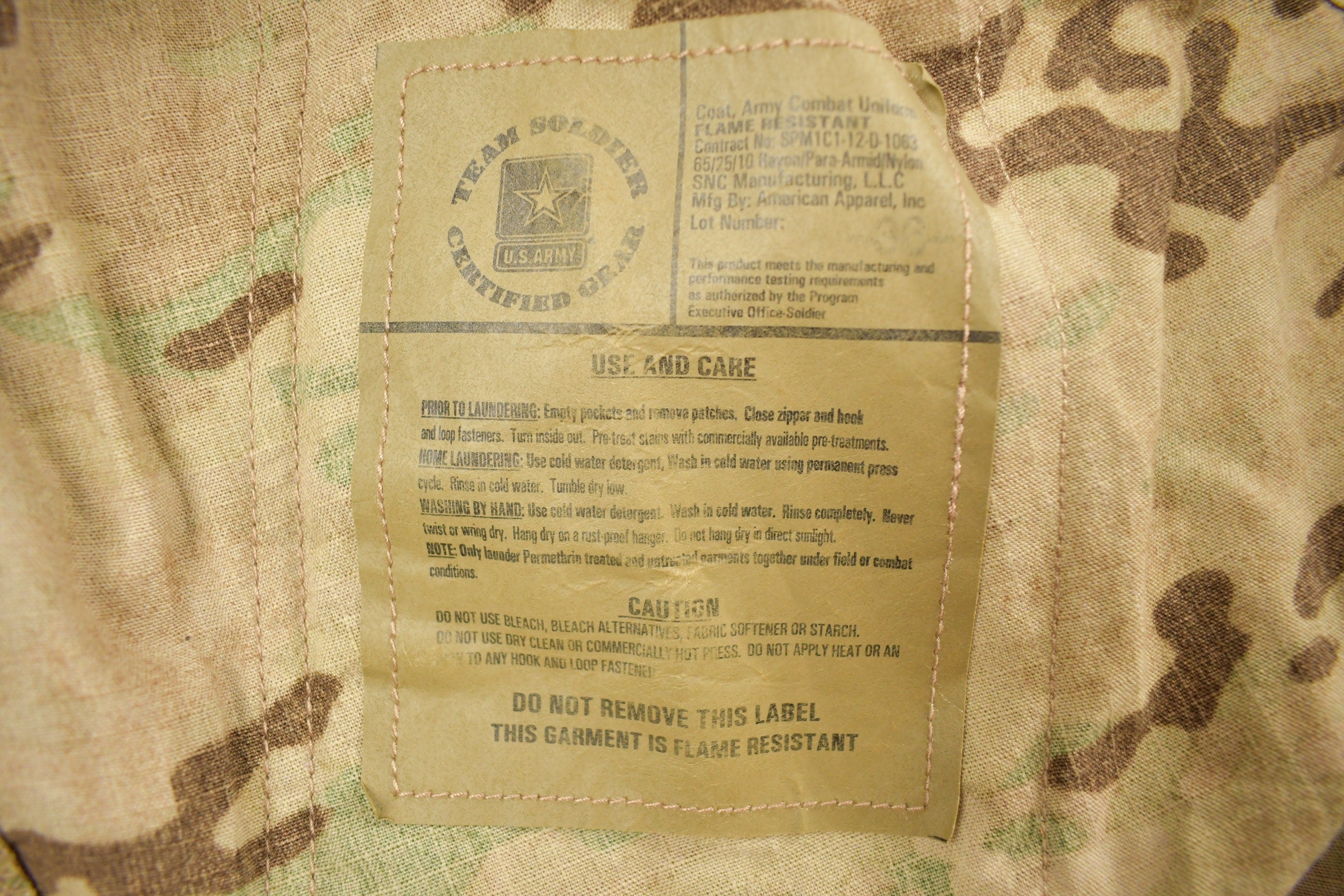 Vintage 2001 Military Desert MultiCamo Insect Repellent Field Jacket