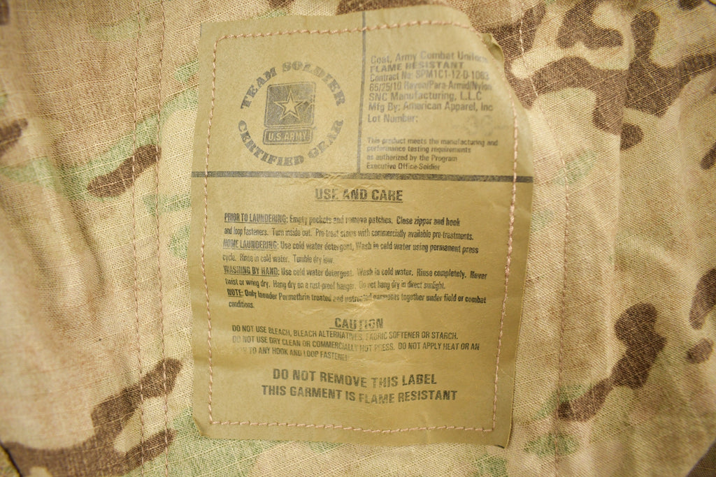 Vintage 2001 Military Desert MultiCamo Insect Repellent Field Jacket