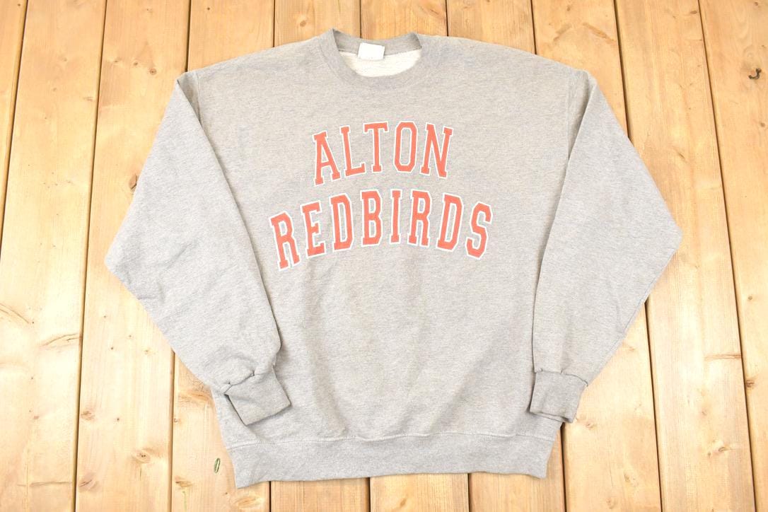 Vintage 1990s Alton Redbirds Collegiate Graphic Print Crewneck Sweatshirt Men's L