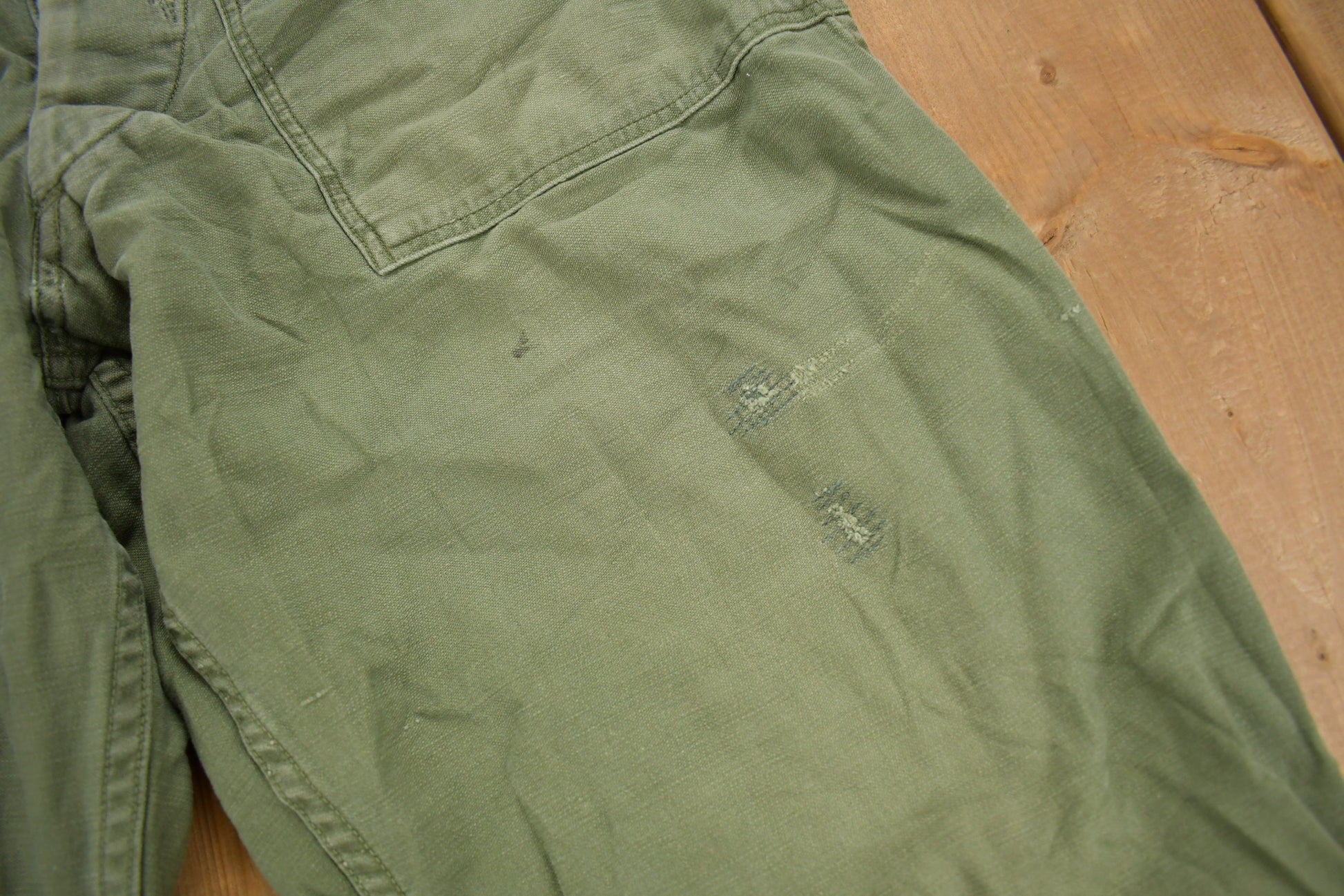 Vintage 1970s OG 107 Green Khaki Army Pants Size 28 x 28