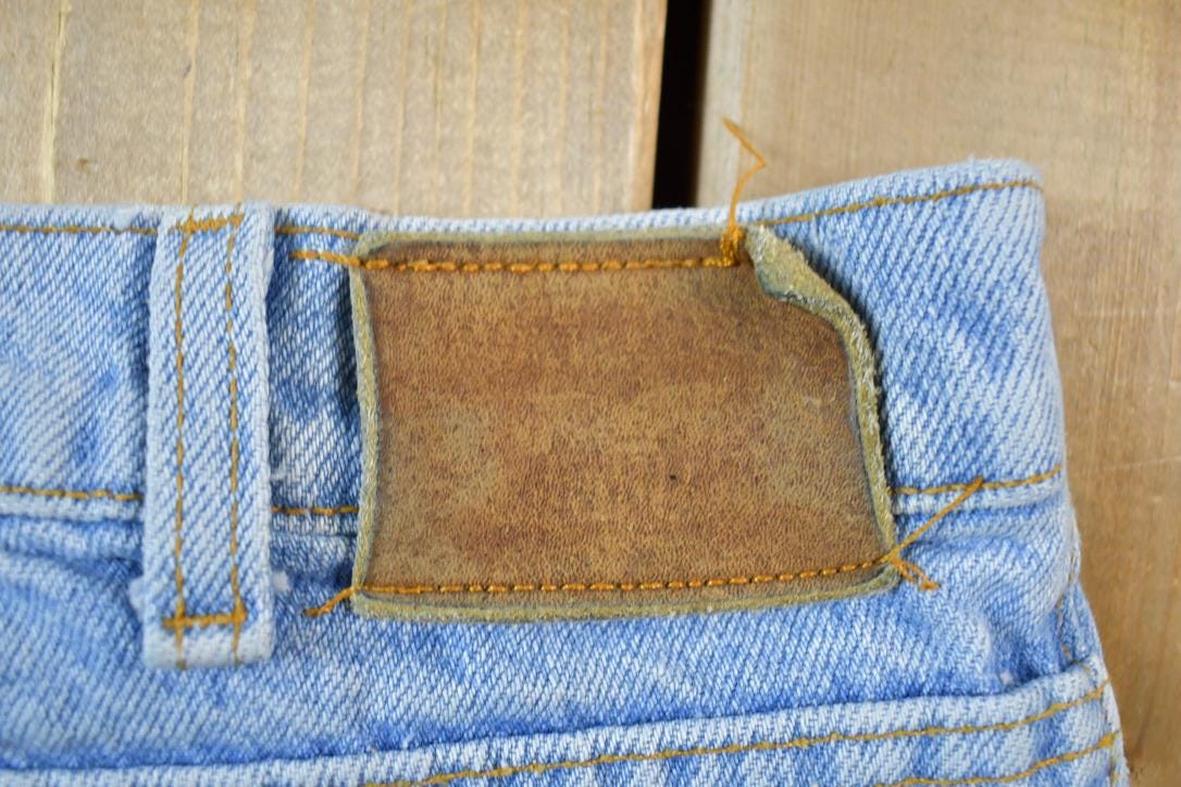 Vintage 1990s Levis Two Horse Denim Jeans Size 32 x 28