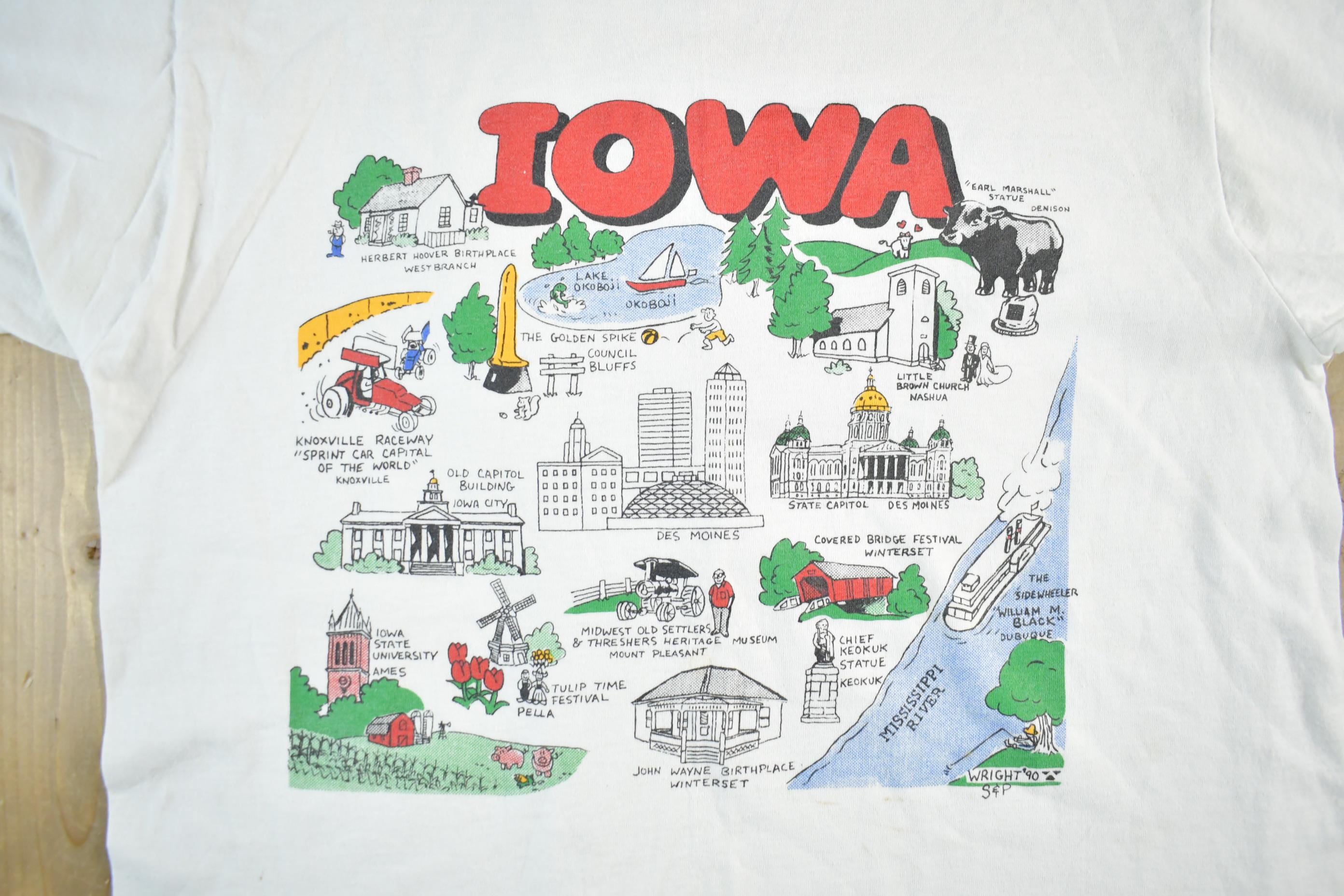 Vintage 1990s Iowa Souvenir Travel T Shirt Men's Medium  Made In USA  Destination Travel Tee  Americana