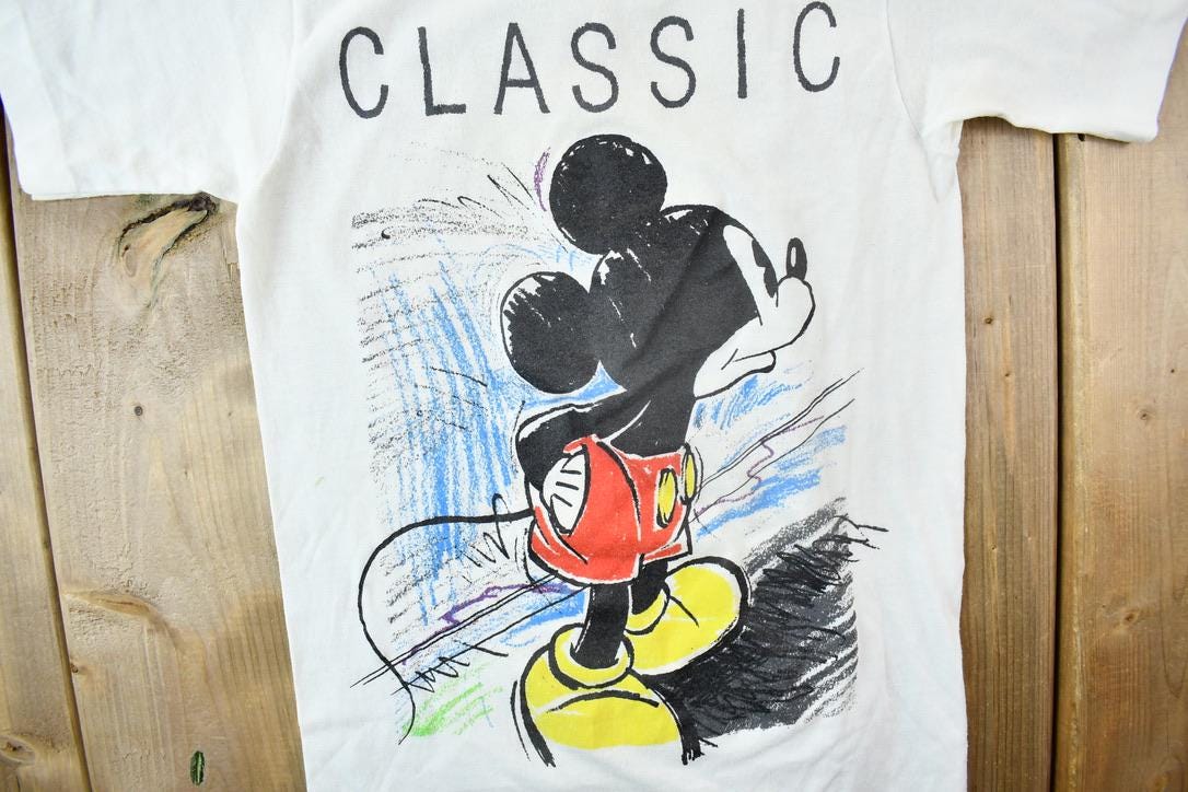 Vintage 1980s Mickey Mouse Classic Graphic T-Shirt