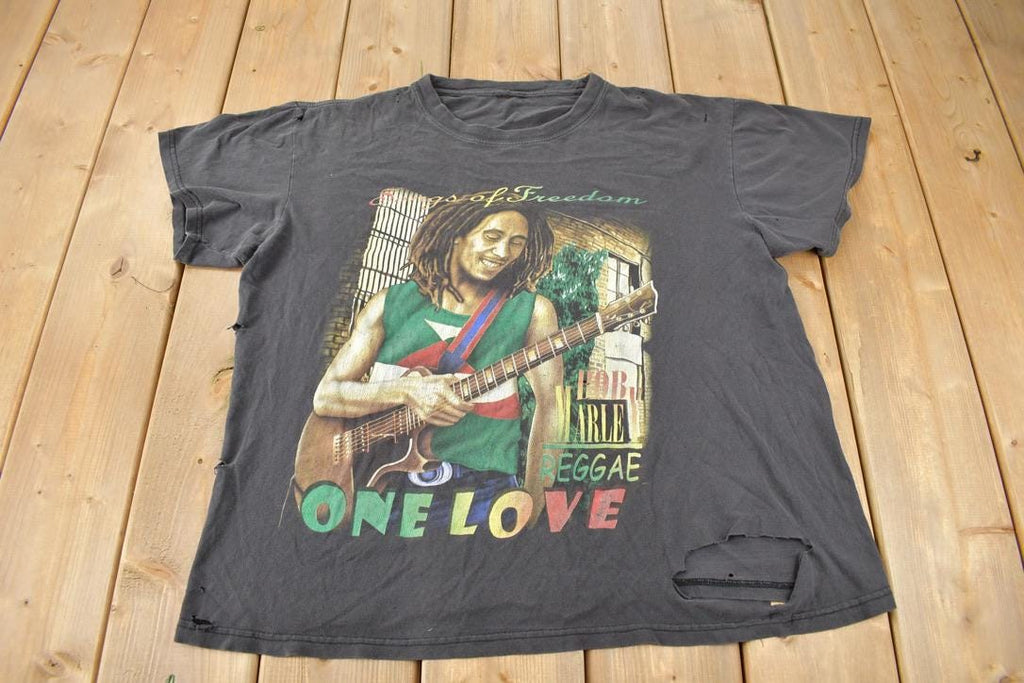 Vintage 1990s Bob MarleySongs Of Freedom One Love Graphic T-Shirt