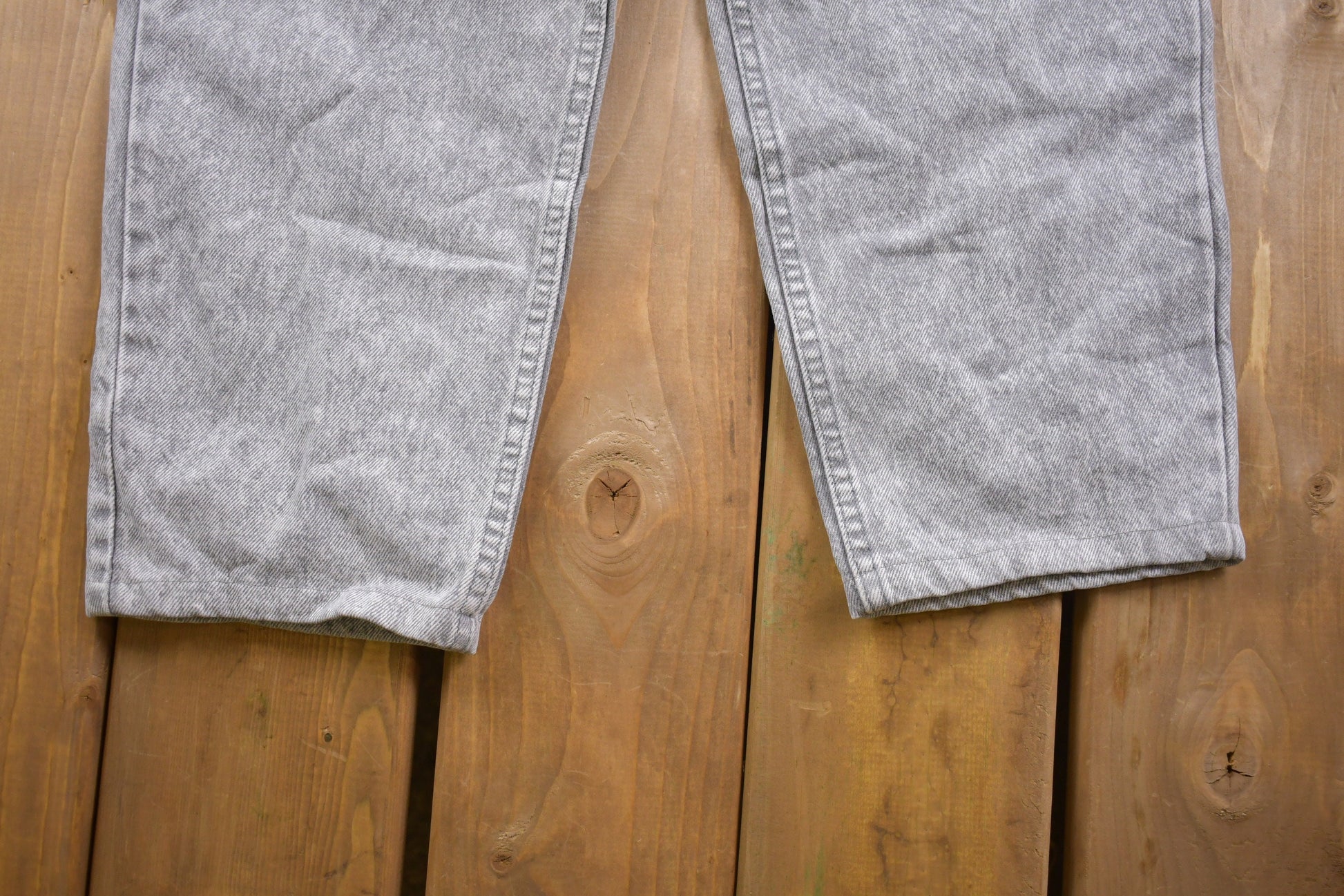 Vintage 1980s Levi's Black Tab Jeans Size 32 x 26