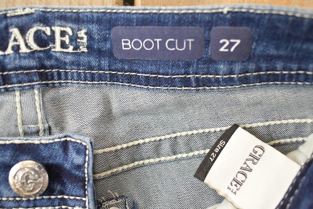 Vintage Deadstock Y2K Grace In LA Bedazzled Bootcut Low Rise Jeans Women's Size 26 x 32