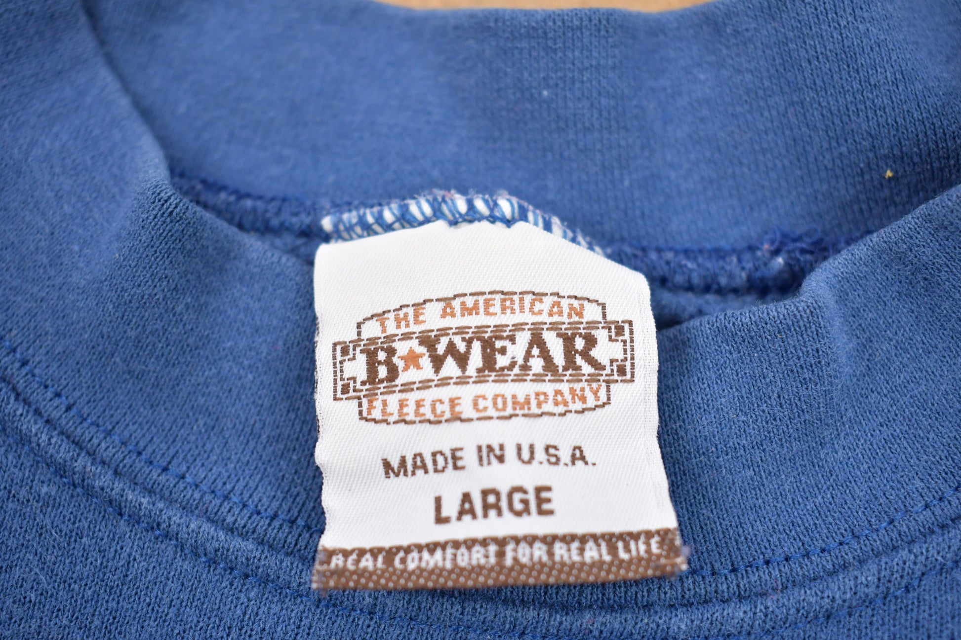 Vintage Christmas Sweater , 90s Holiday Crewneck , Winter Wear , Festive Graphic Print , B Wear , Let It Snow