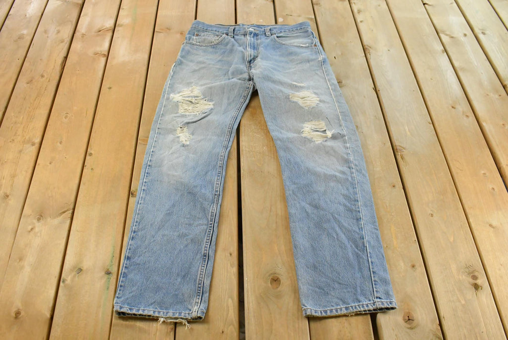 Vintage 1990s Levi's Distressed 505 Regular Straight Denim Jeans Men's 33 x 32 / 90s Levi's / Classic Americana / Made in Canada