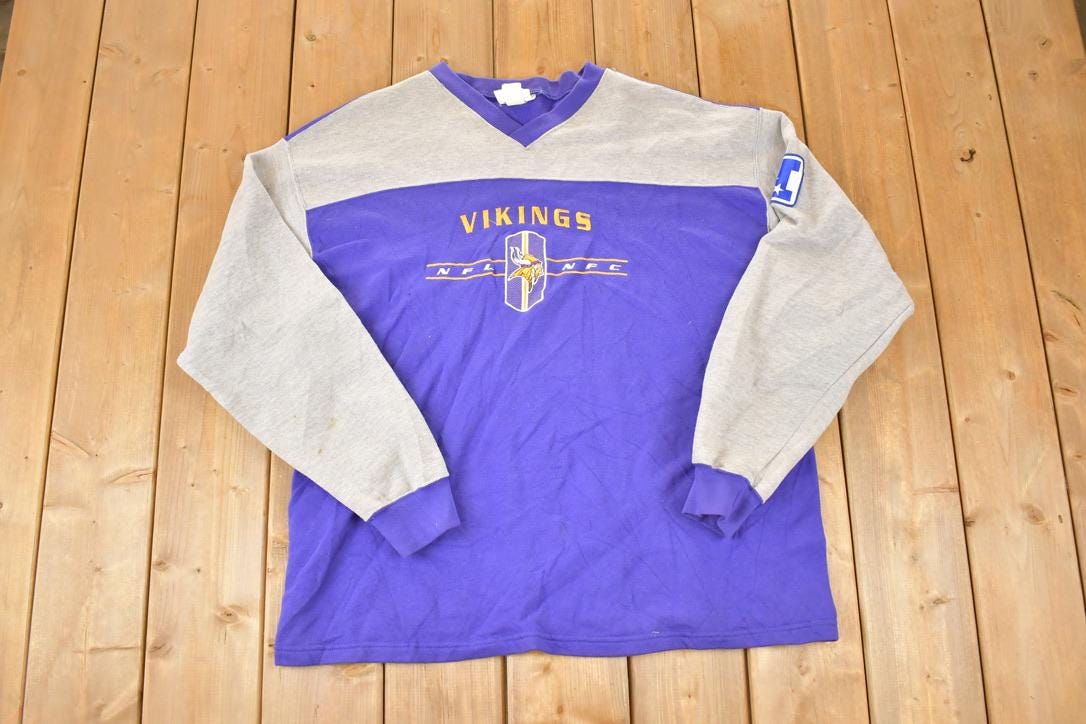 Vintage 1990s Minnesota Vikings Embroidered NFL Crewneck Sweatshirt Men's Large