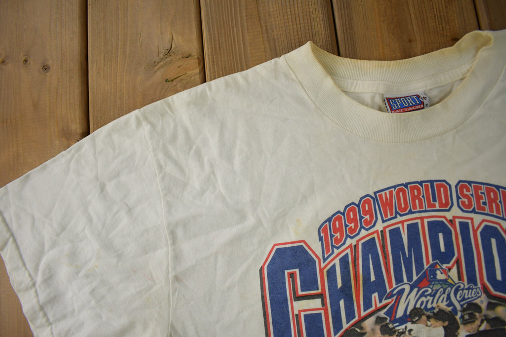 Vintage 1999 New York Yankees MLB World Champions Baseball Graphic T-Shirt