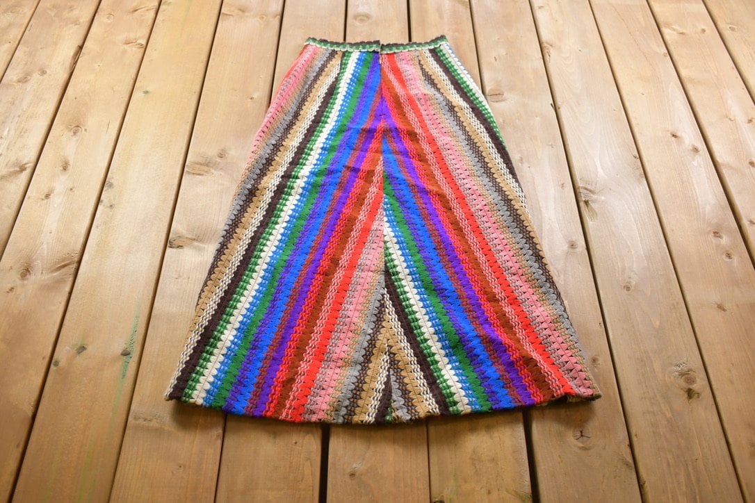 True Vintage 1990s Colorful Long Skirt Size 24 x 35.5