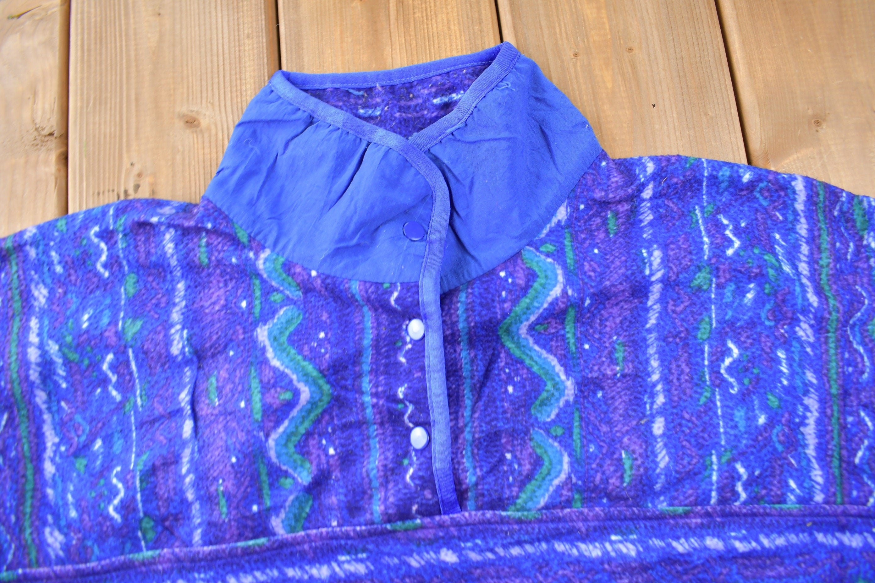 Vintage 1990s Lady Footlocker T Snap All OVer Print Fleece Sweater Size Womens Small