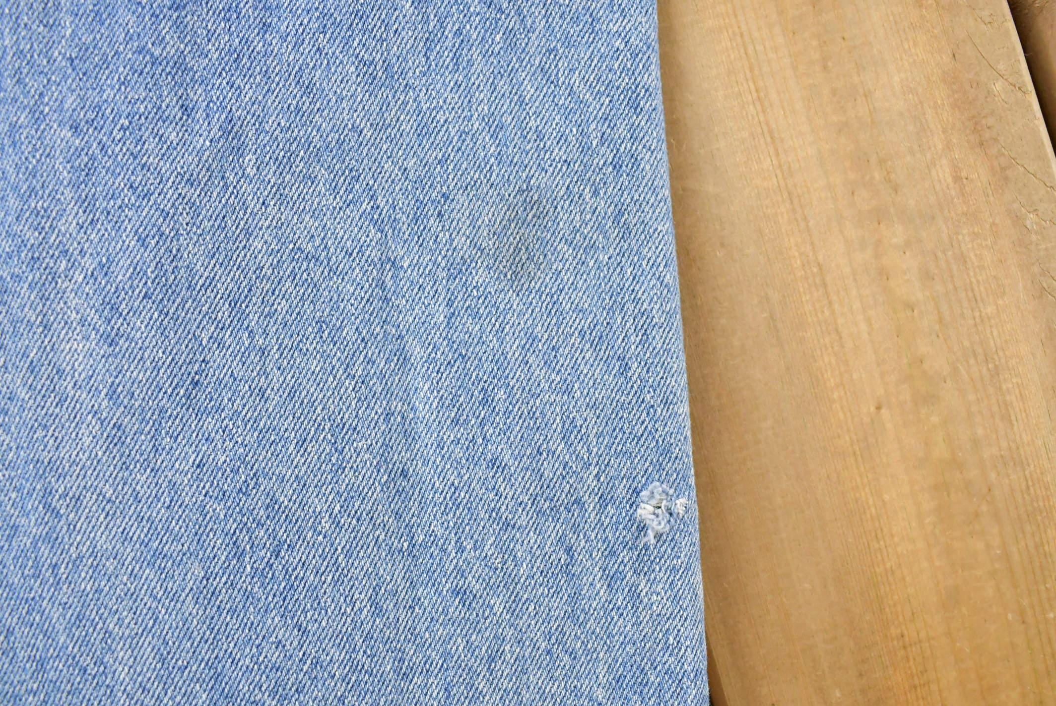 Vintage 1990s Levi's 505 Regular Fit Denim Jeans Men's 32 x 33.5 / Regular Fit / 90s Levi's / Distressed Sun Faded Jeans
