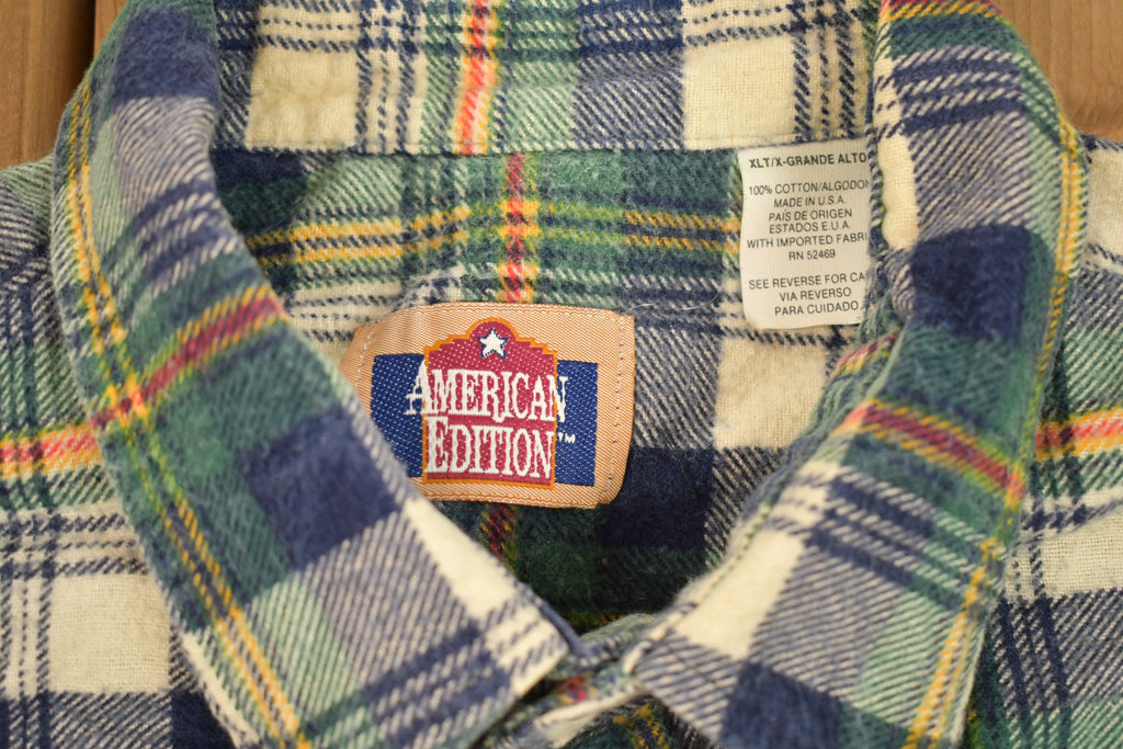 Vintage 1990s Plaid Flannel Button Up Shirt