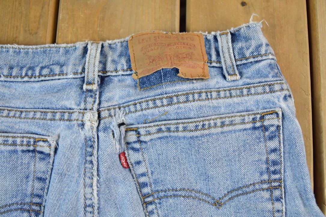 Vintage 1960s Levi Strauss Red Tab Denim Jeans Size 30 x 29 Made In USA