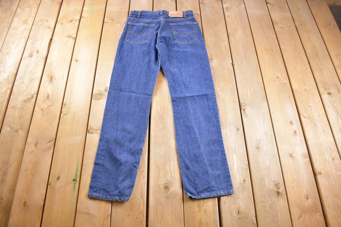 Vintage 1990s Levi 505s Red Tab Jeans Size 30 x 32.5