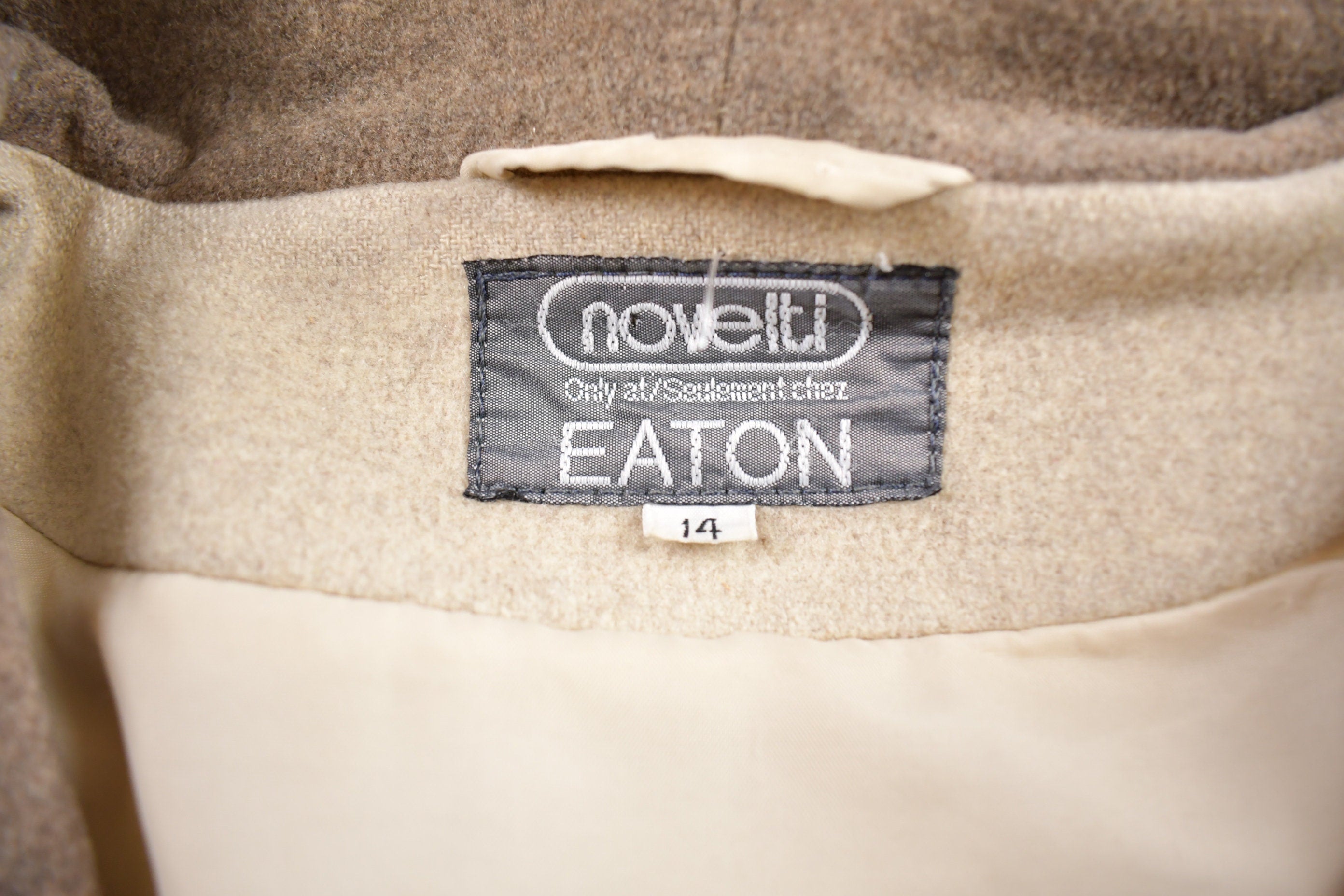 Vintage 1970s Novelti Eaton 100% Wool Toggle Button Up Jacket Made In Canada