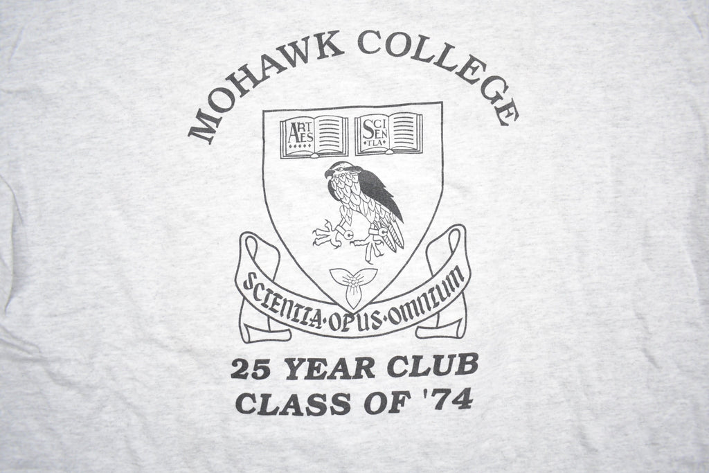 Vintage 1990s Mohawk College Collegiate T-Shirt