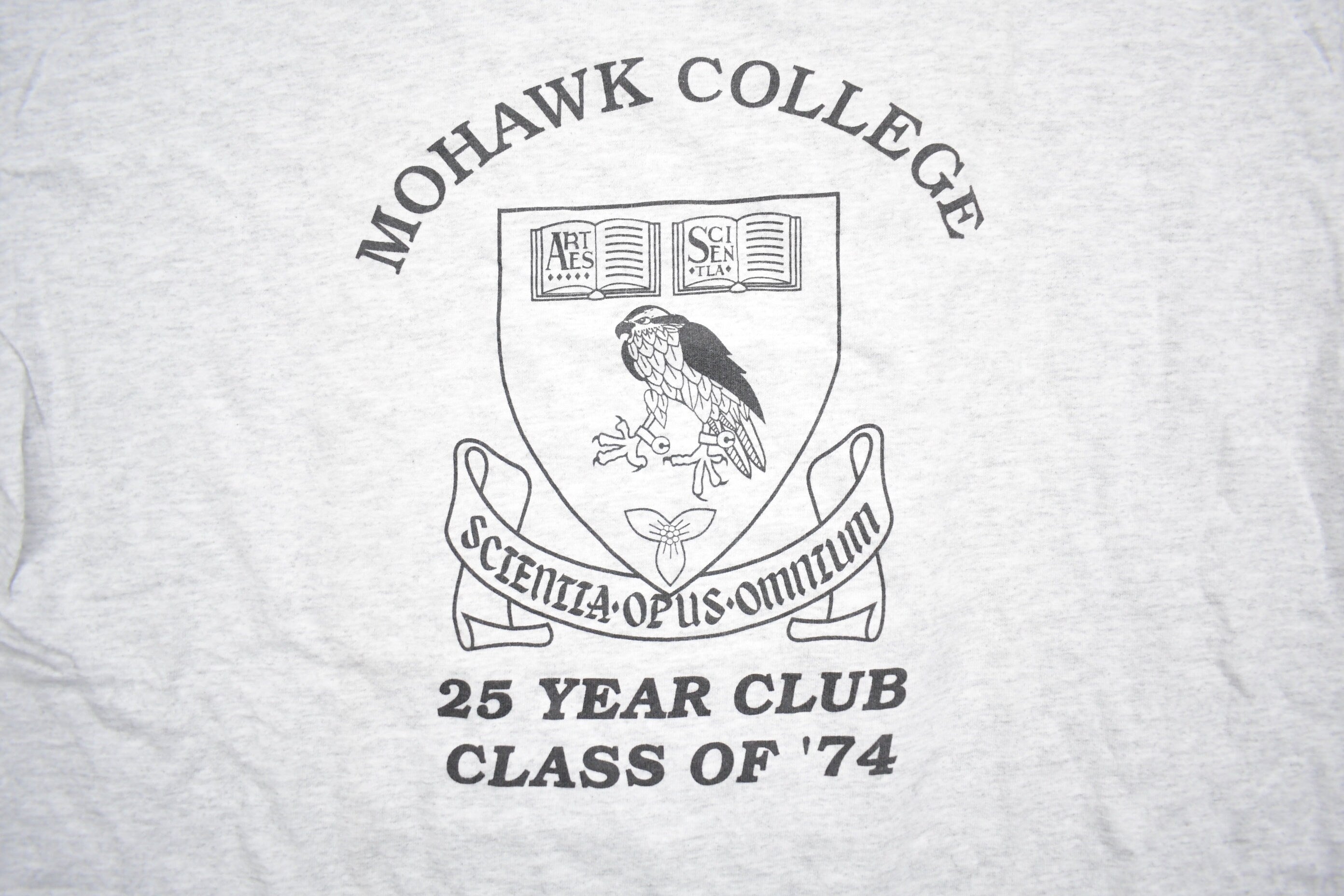 Vintage 1990s Mohawk College Collegiate T-Shirt