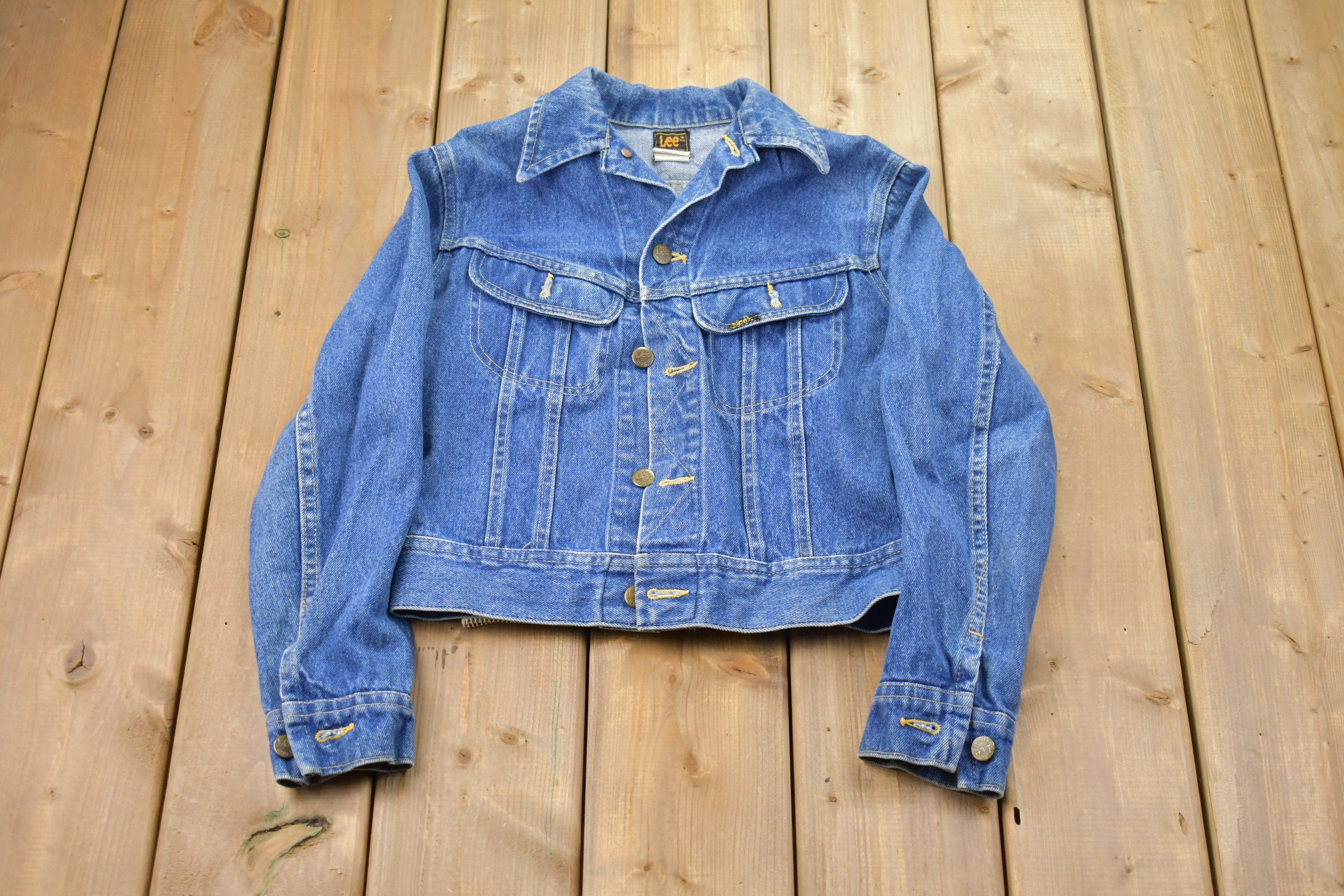 Vintage 1980s Kids Lee Denim Jean Jacket / Vintage Denim / Streetwear / Vintage Fall Outerwear / Fall Jacket / Lee denim