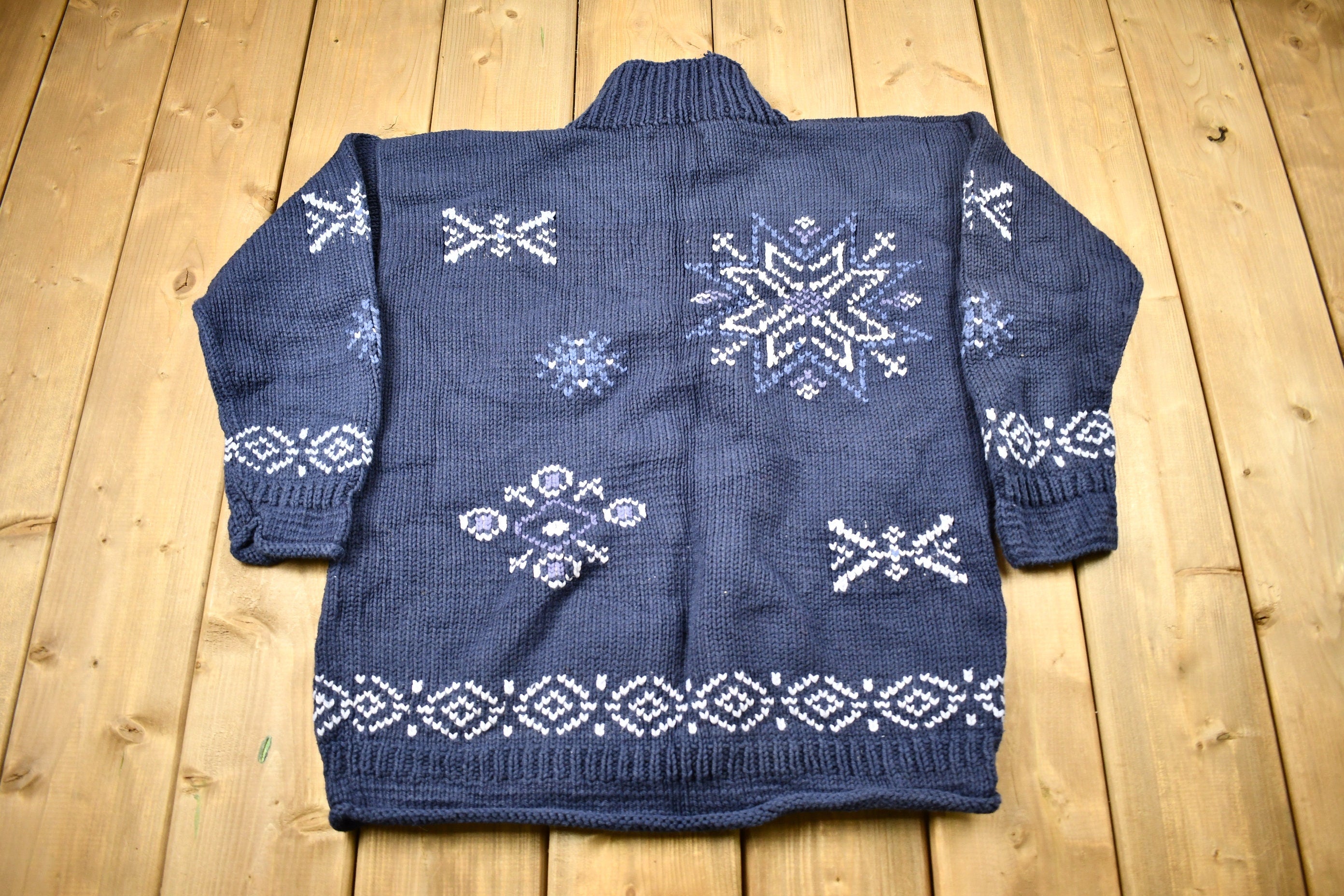 Vintage 1990s Heavy Weight Snowflake Pattern Knitted Sweater