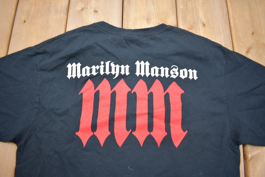Vintage 2004 Marilyn Manson Graphic T Shirt