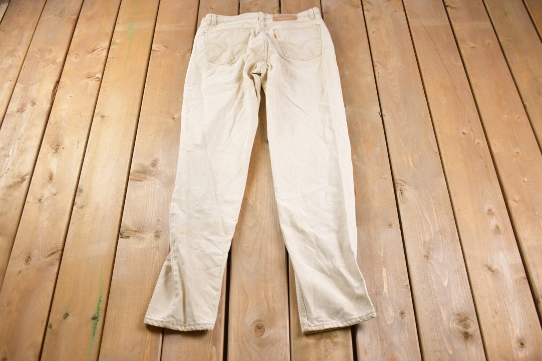 Vintage 1990s Levi 550 Orange Tab Jeans Size 32 x 32