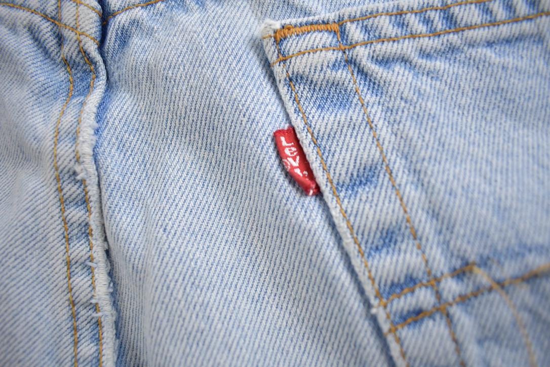Vintage 1990s Levi's 550 Relaxed Fit Denim Jeans Made In USA Size 38x30