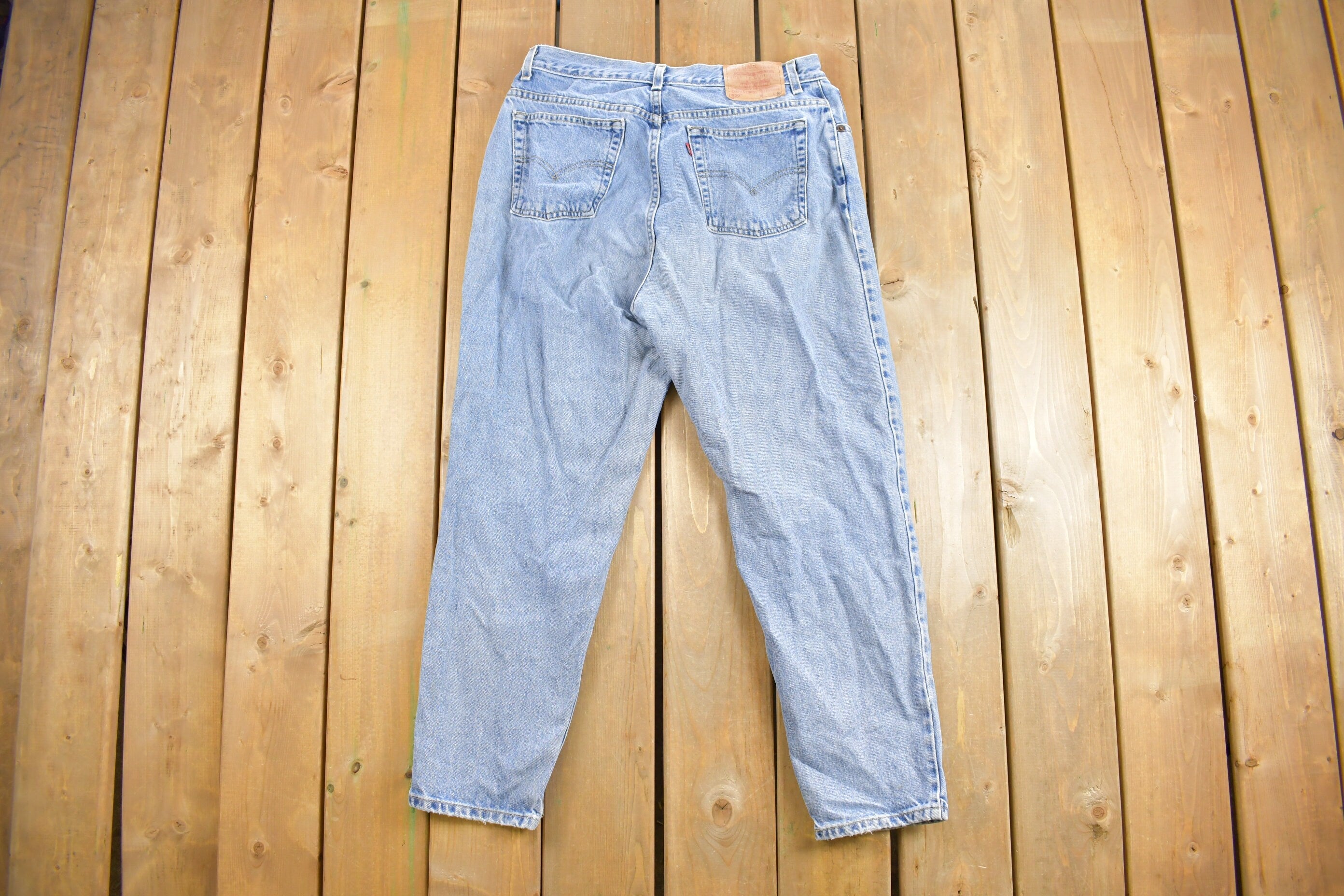 Vintage 1990s Levi's 550 Red Tab Jeans Size 33 x 28.5