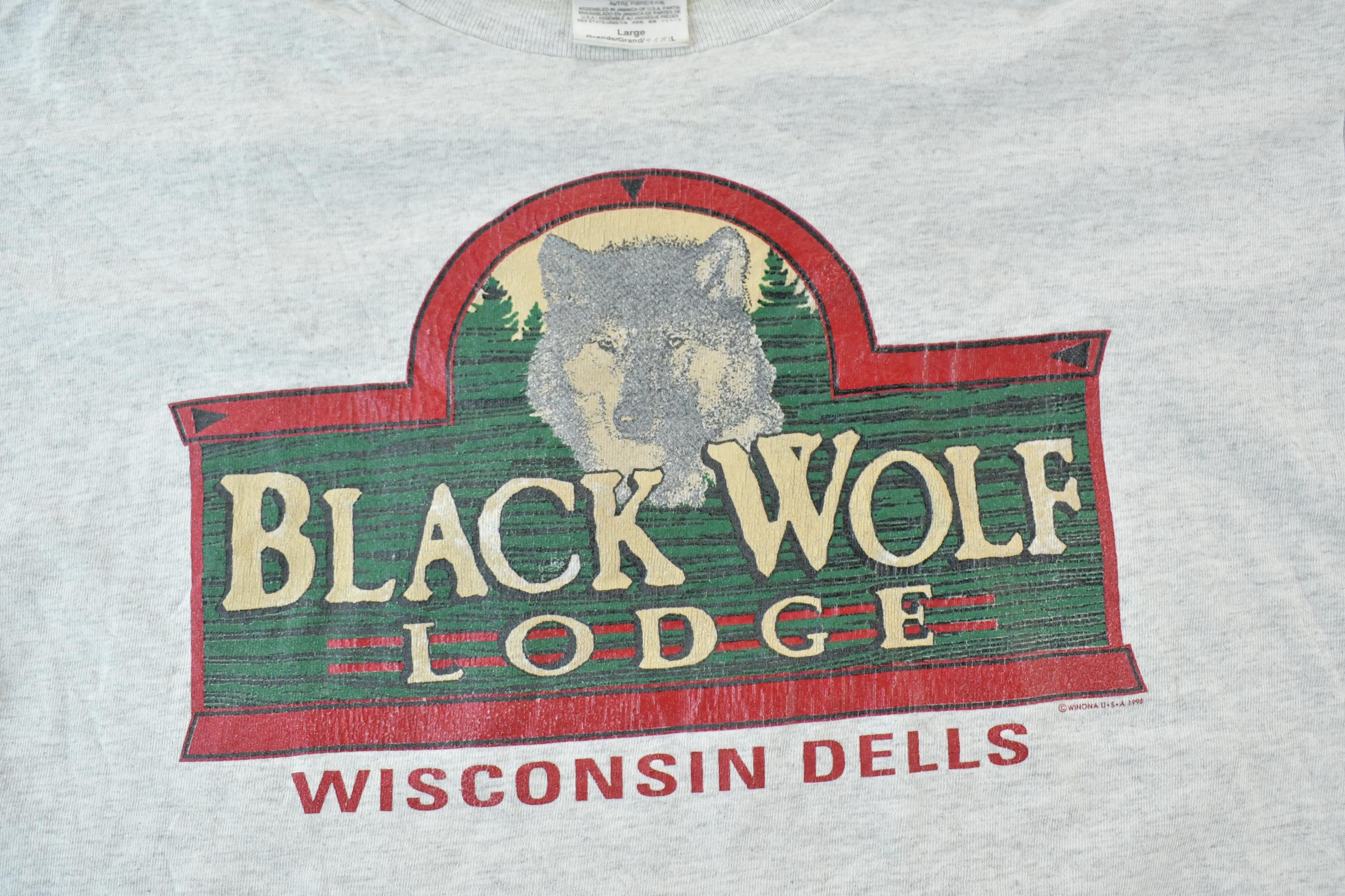 Vintage 1990s Black Wolf Lodge Single Stitch T-Shirt