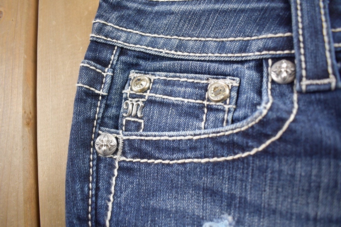 Vintage Y2K Miss Me Bedazzled Low Rise Jeans Size 26x31