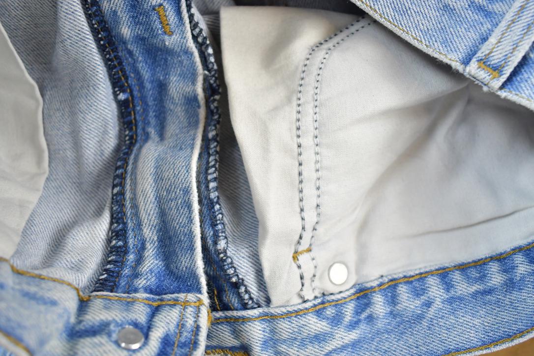 Vintage 1990s Carhartt Denim Work Jeans Size 34 x 29