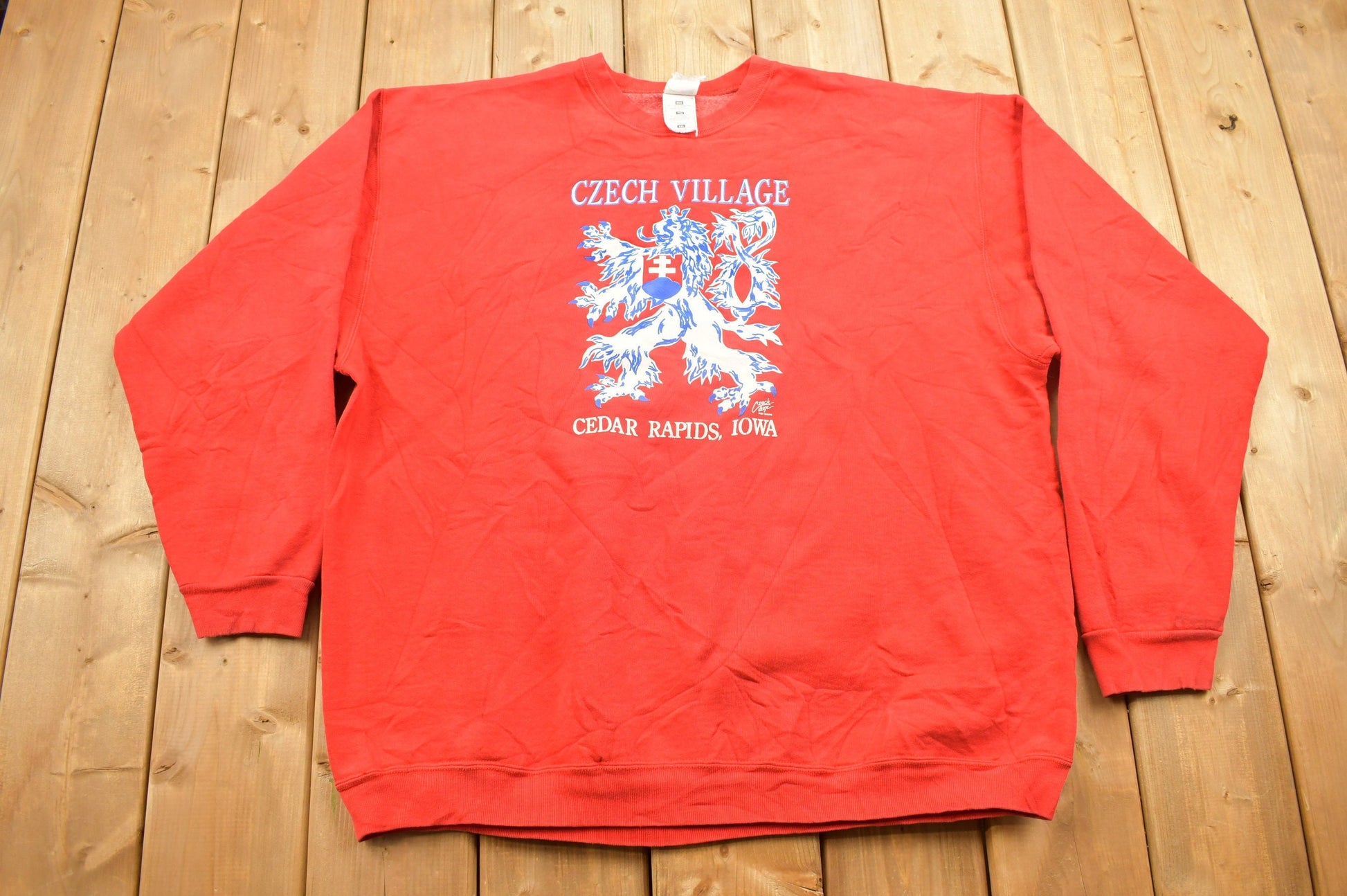 Vintage 1990s Czech Village Cedar Rapids Iowa Crewneck Sweatshirt / 90s Crewneck / Souvenir Sweater / Streetwear / Travel And Vacation