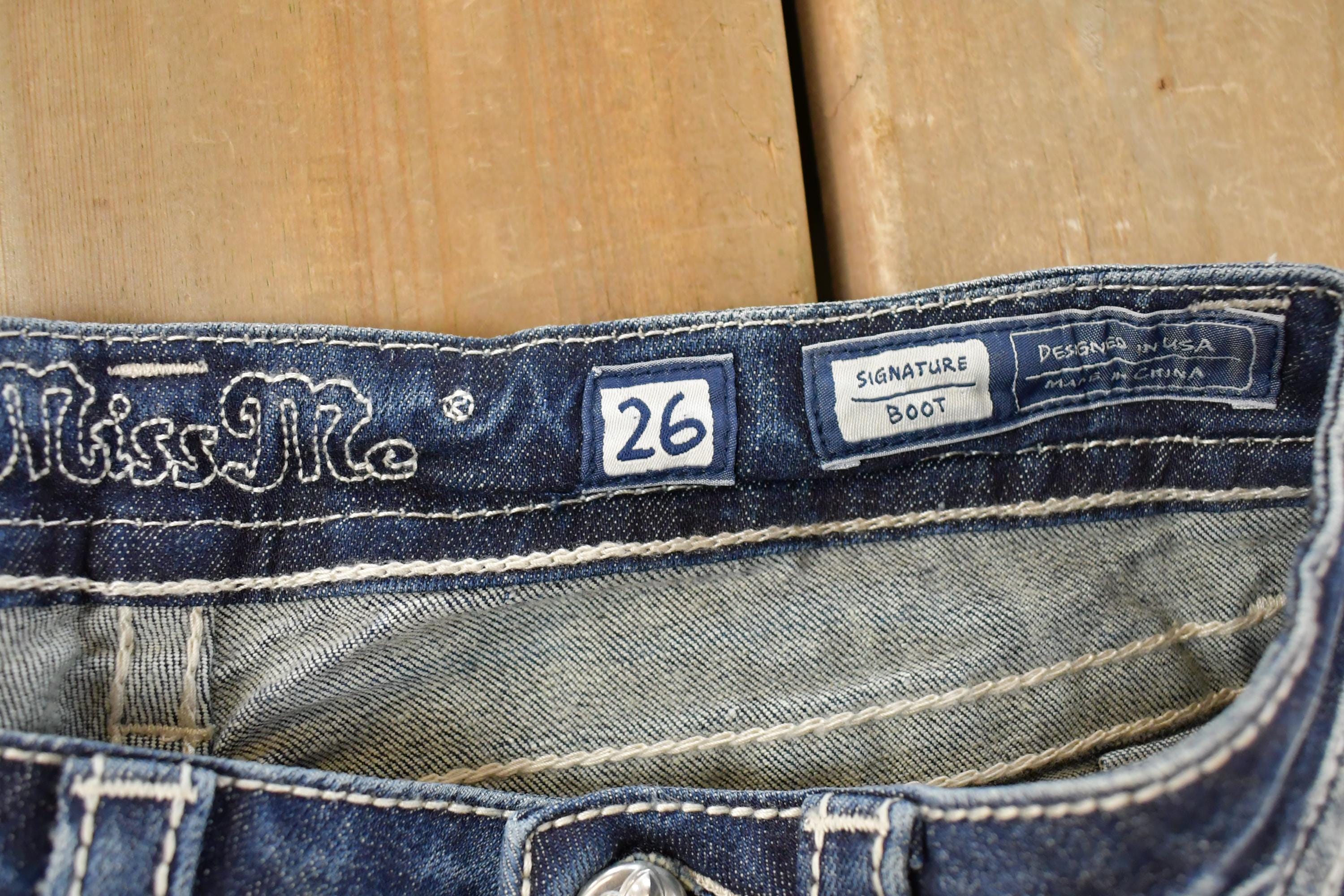 Vintage Deadstock Y2K Miss Me Bedazzled Low Rise Jeans Women's Size 26x31